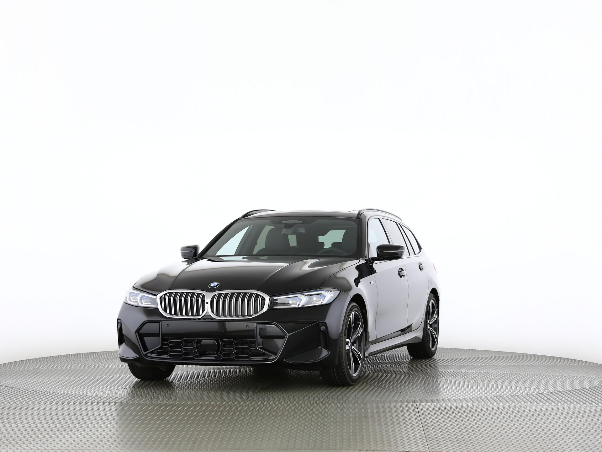 BMW 320d xDrive SAG Touring-image-6
