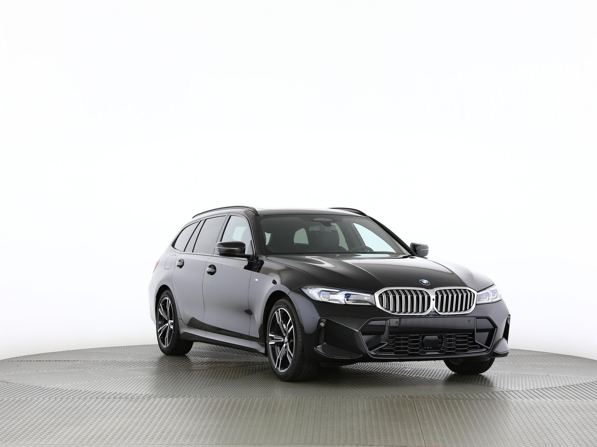 BMW 320d xDrive SAG Touring-image-27