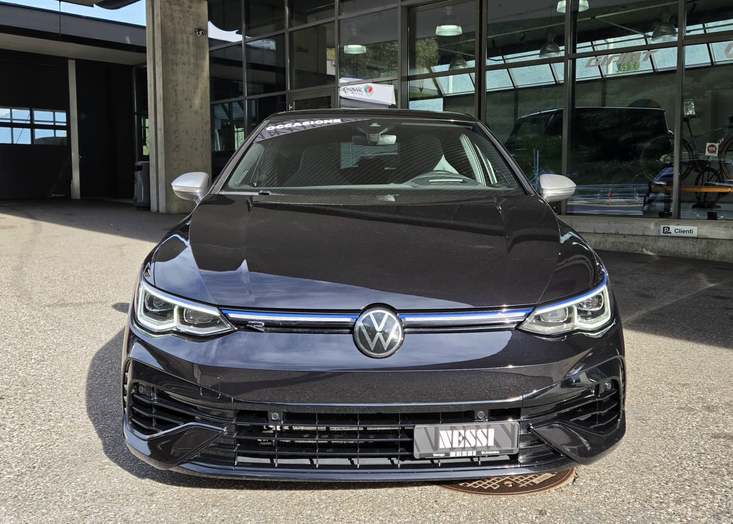 VW Golf 2.0 TSI R DSG 4Motion-showroom-element-1