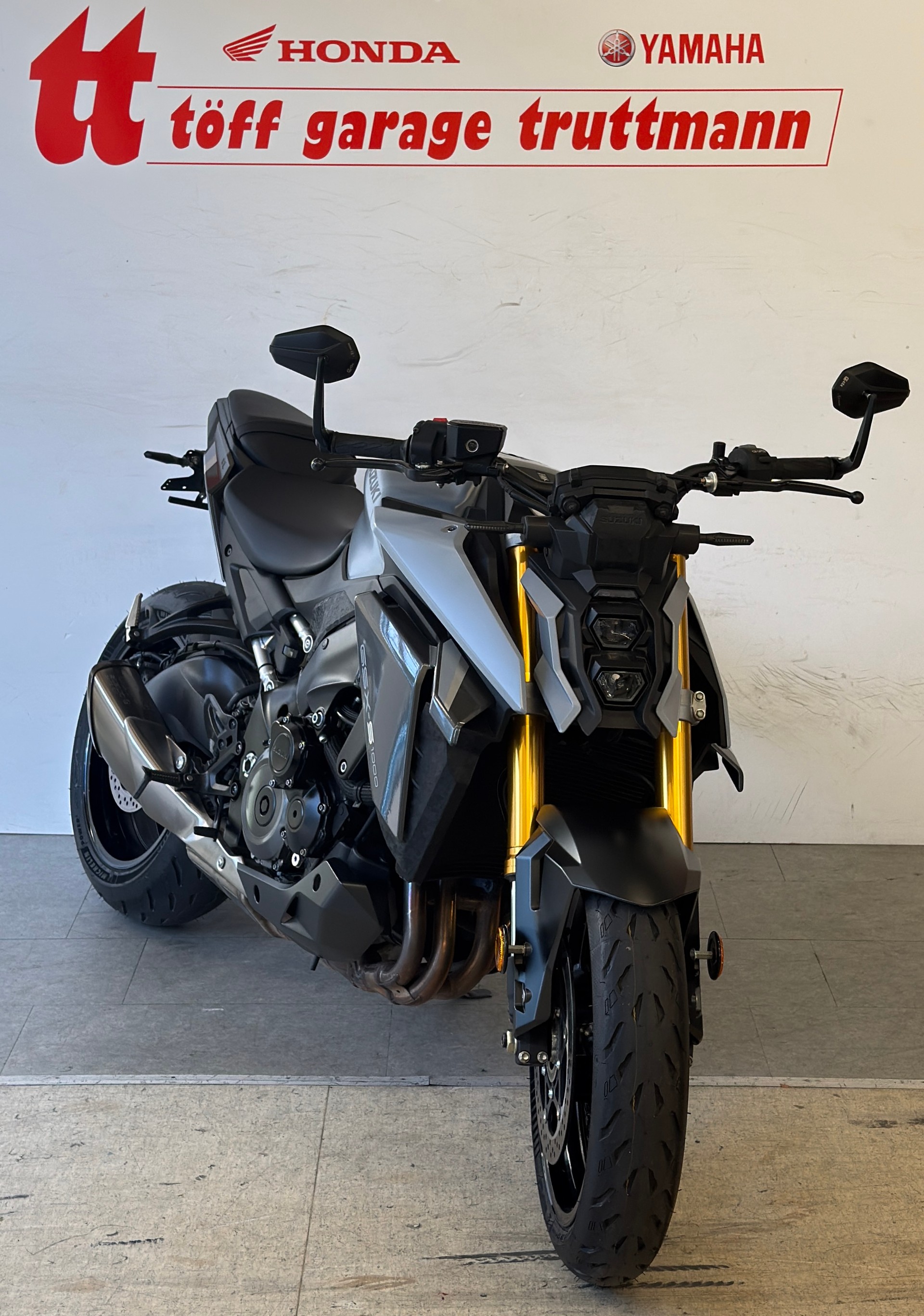 SUZUKI GSX-S 1000-image-2