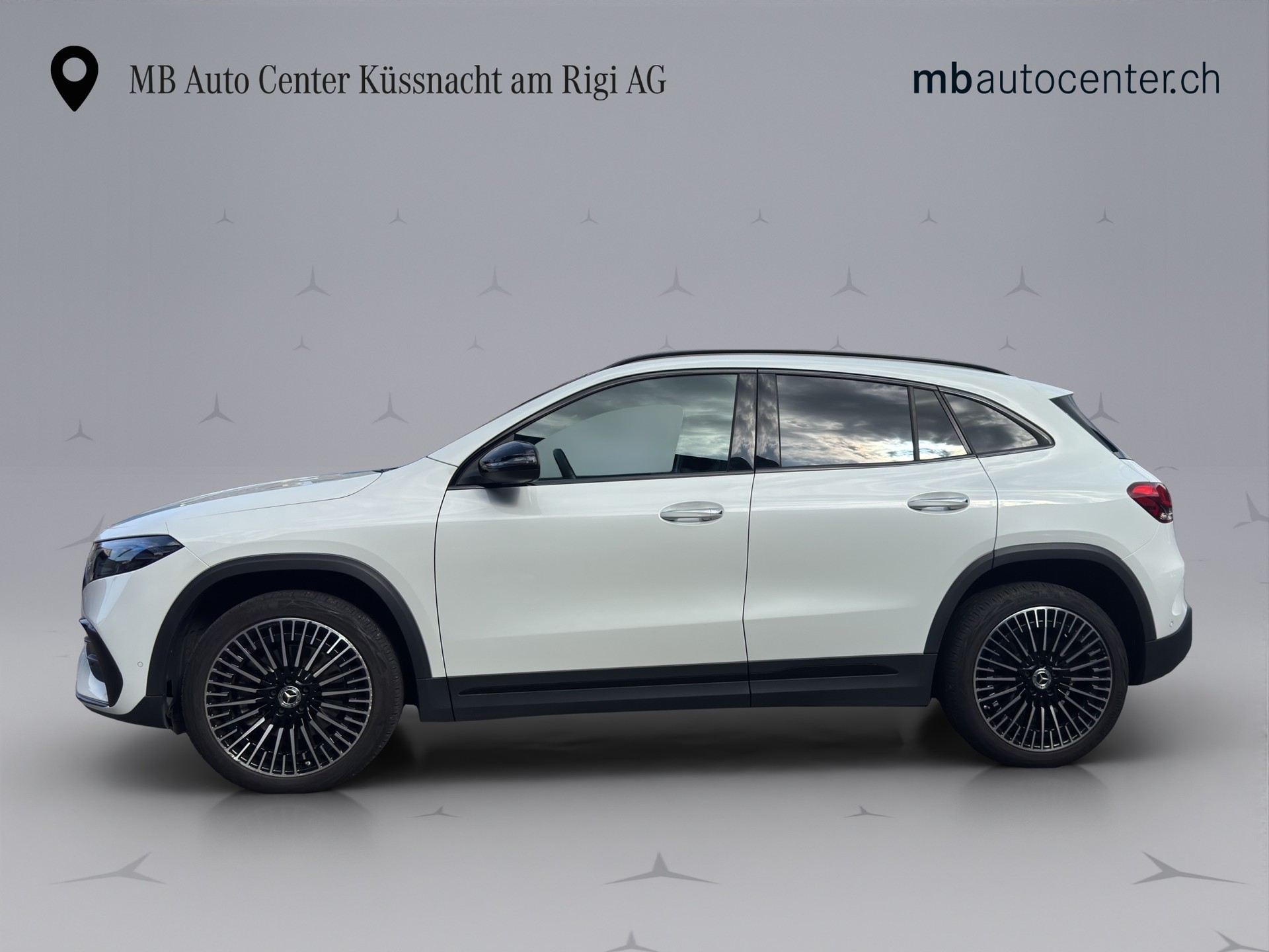 MERCEDES-BENZ 350 Swiss Star AMG Line 4matic-showroom-element-2