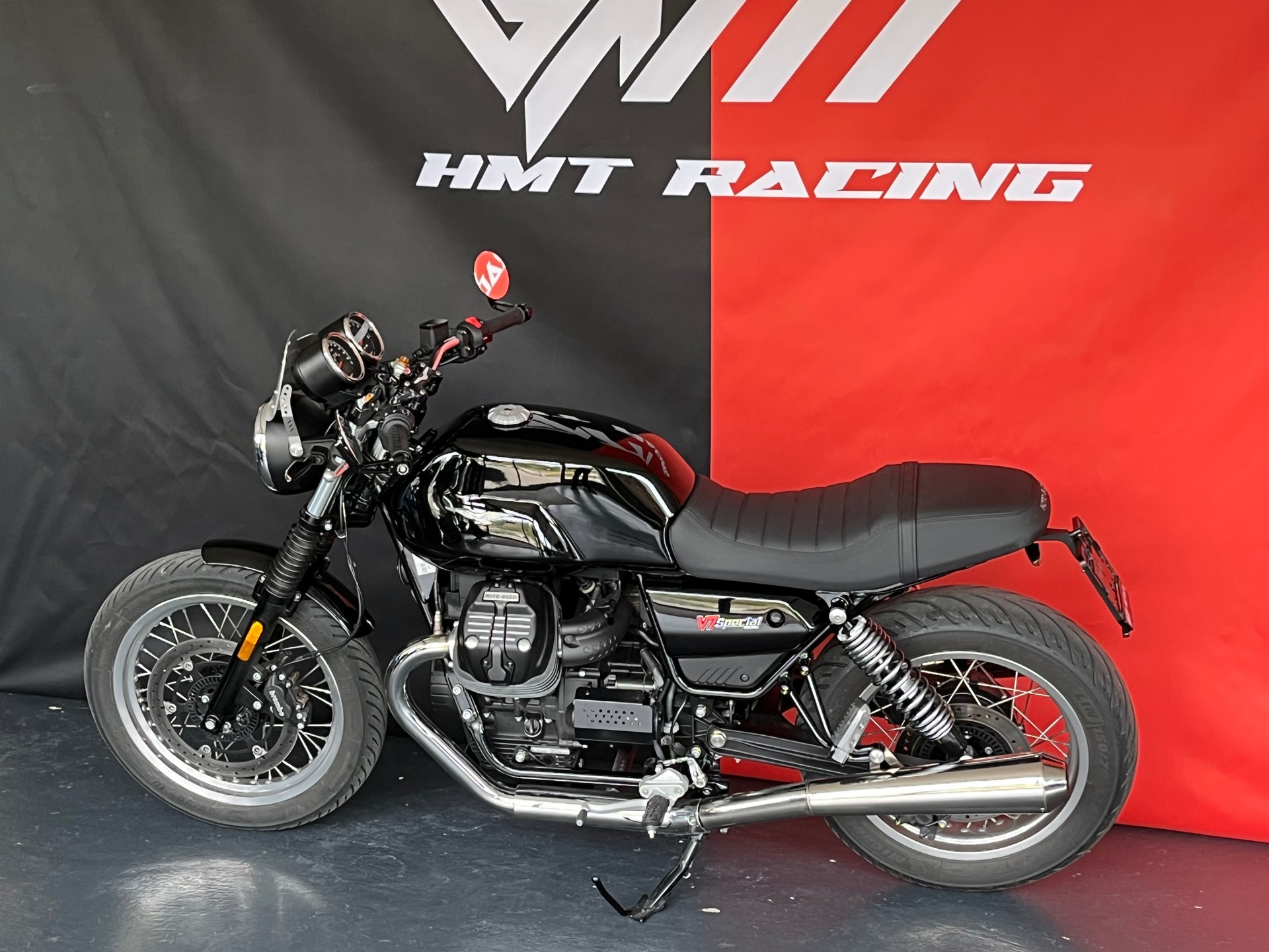 MOTO GUZZI V7 IV 850 Special Black level-image-1