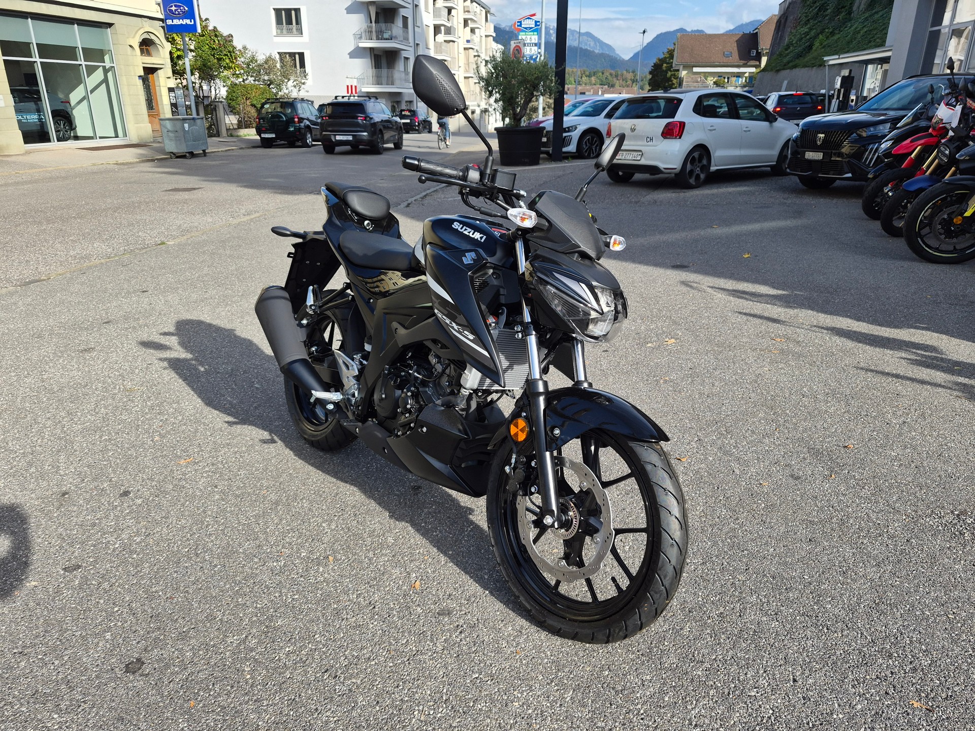 SUZUKI GSX-S 125-image-0