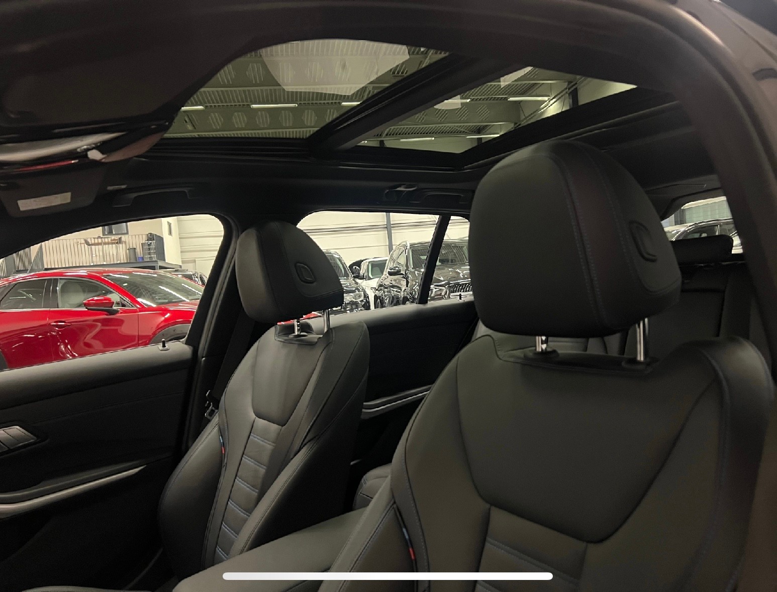BMW M340i xDrive-image-4