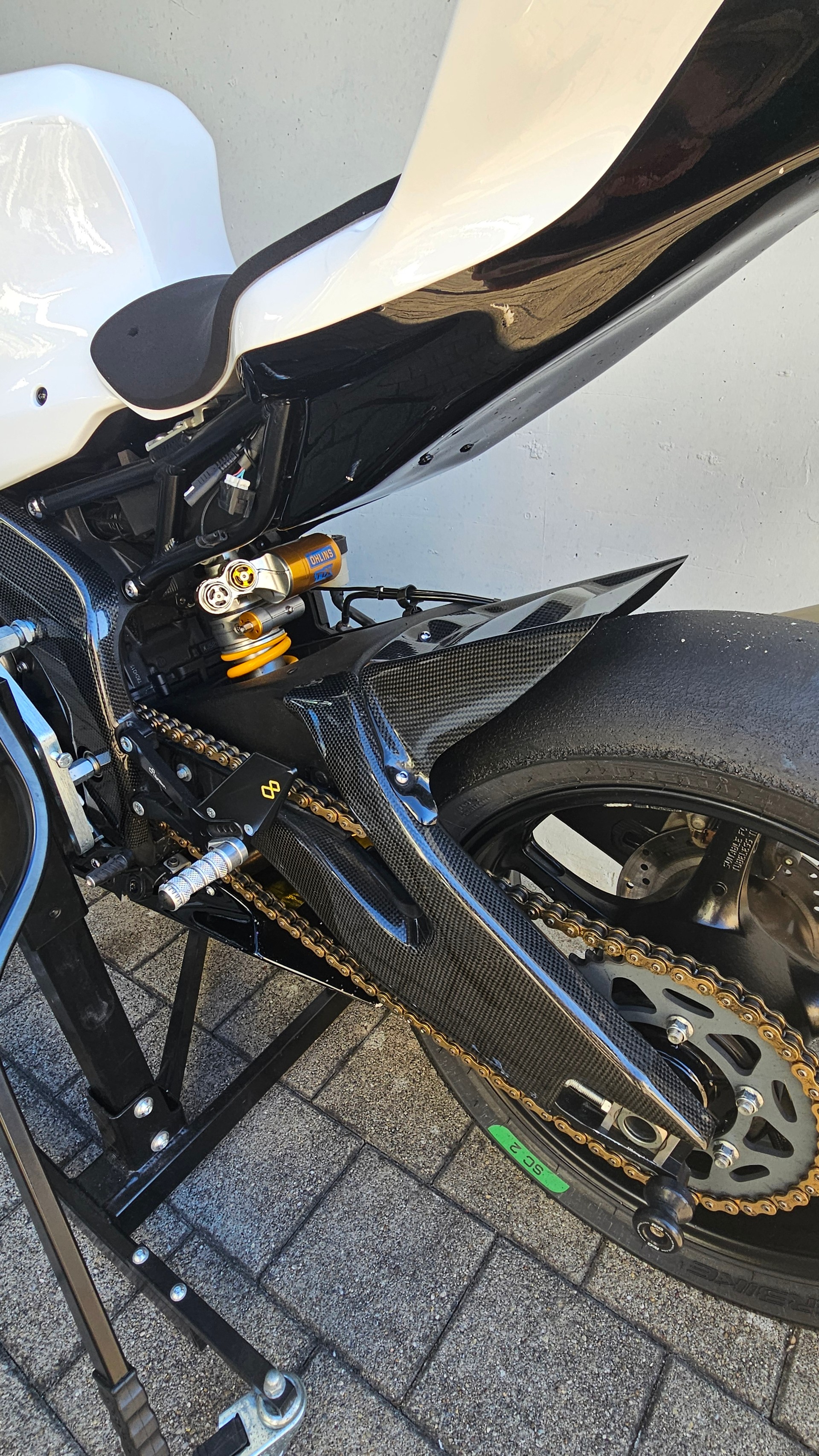 YAMAHA YZF-R6-image-7