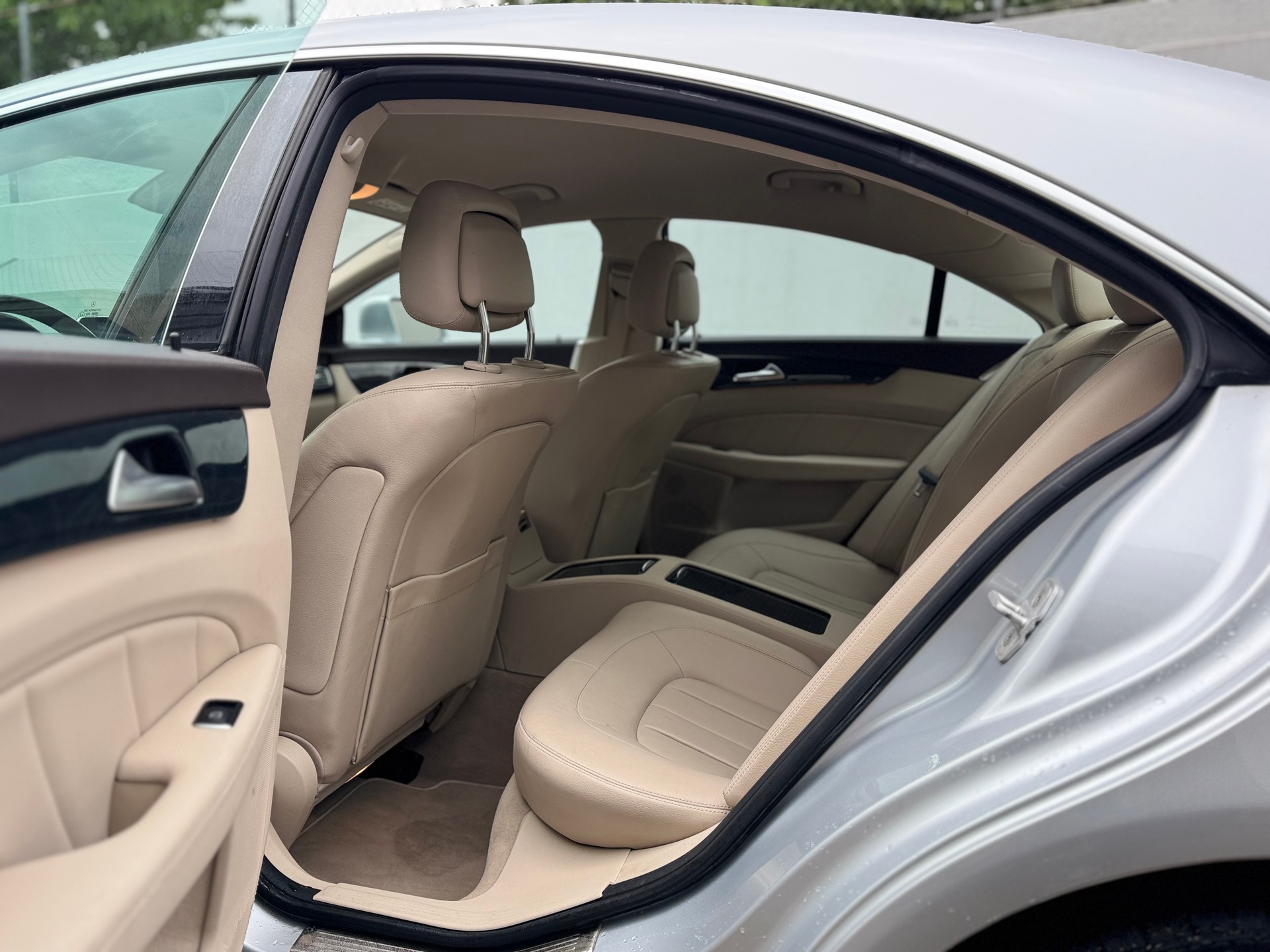 MERCEDES-BENZ CLS 250 BlueTEC 4Matic 7G-Tronic-image-7