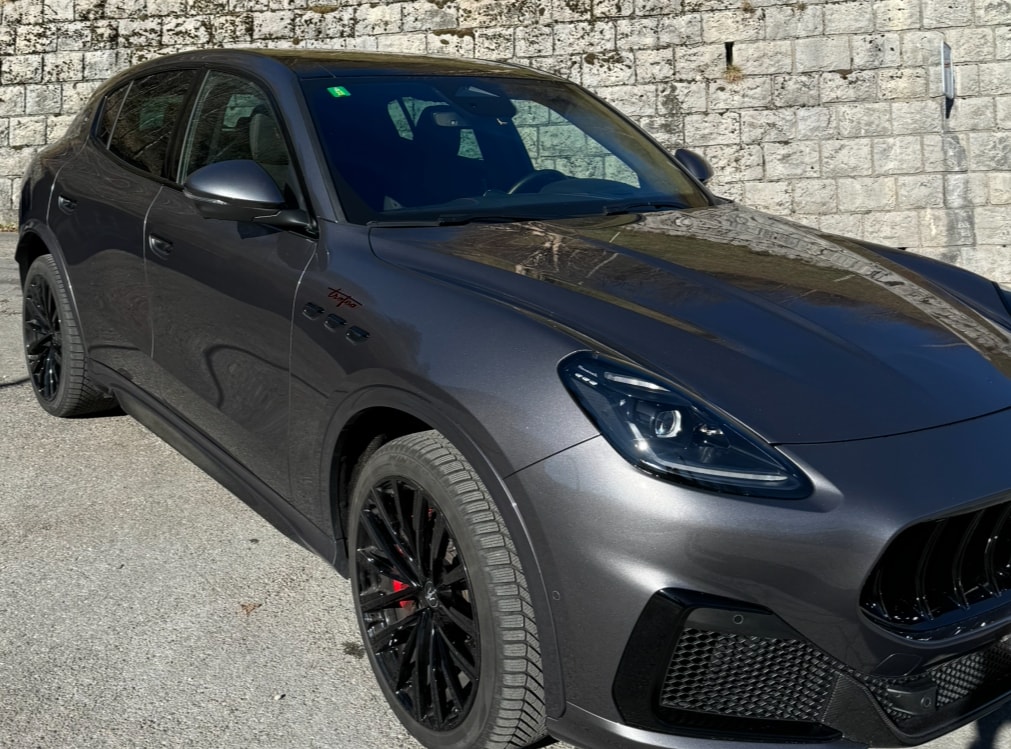MASERATI Grecale 3.0 Trofeo Automatica-image-6