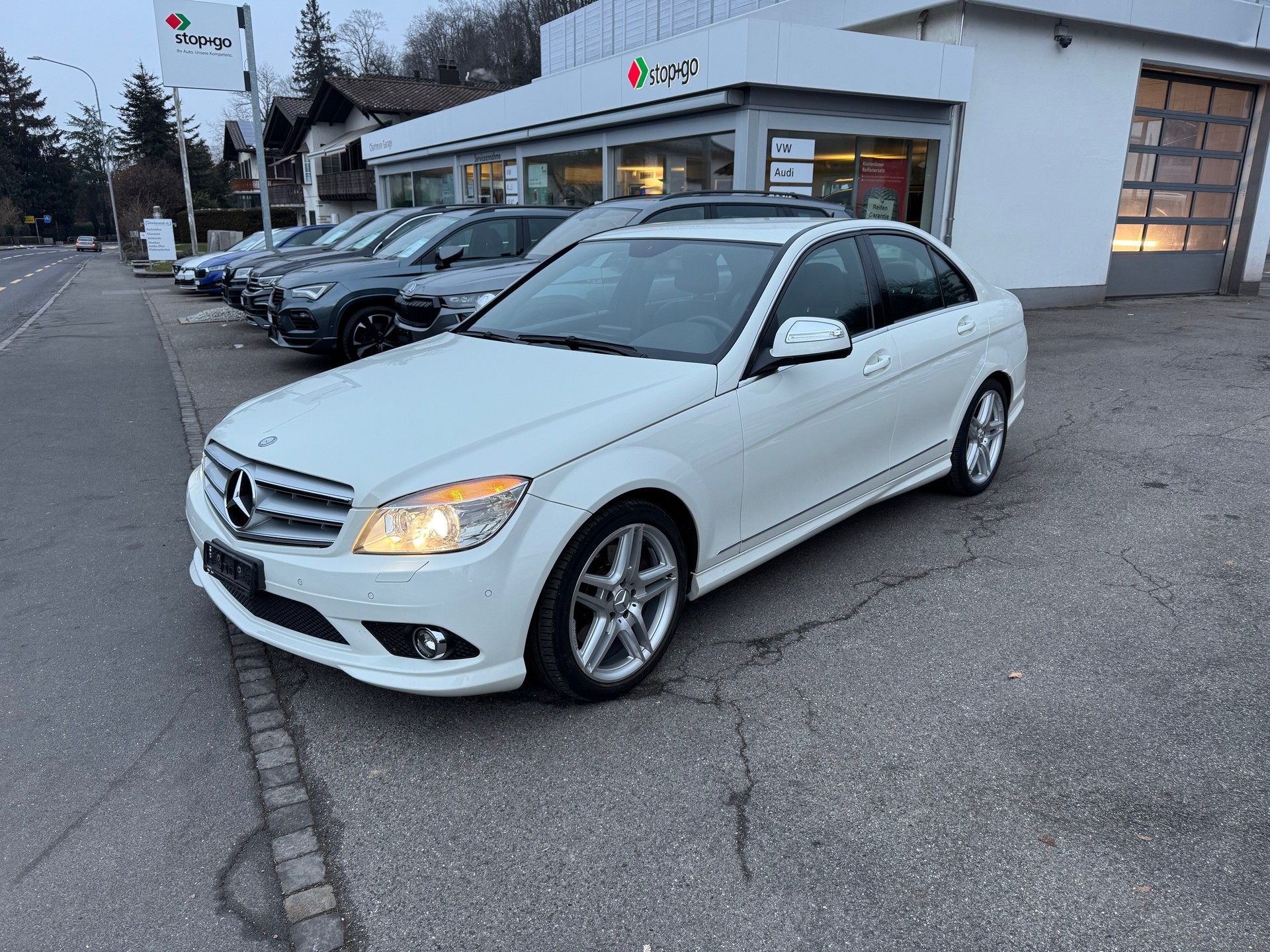 MERCEDES-BENZ C 350 Avantgarde 7G-Tronic