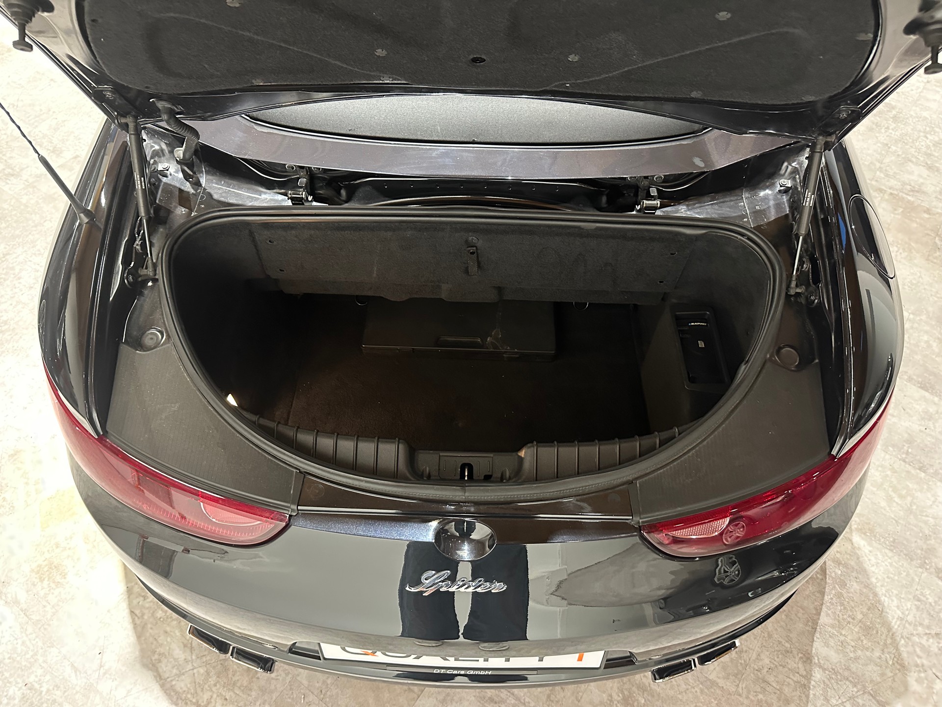 ALFA ROMEO Spider 3.2 JTS Q4/Sehr gepflegt sowie lückenloses Servicebuch (Alfa)-image-7