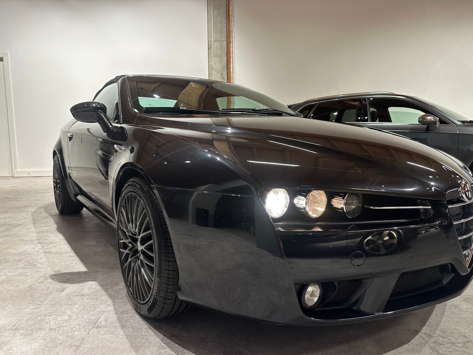 ALFA ROMEO Spider 3.2 JTS Q4/Sehr gepflegt sowie lückenloses Servicebuch (Alfa)-image-11