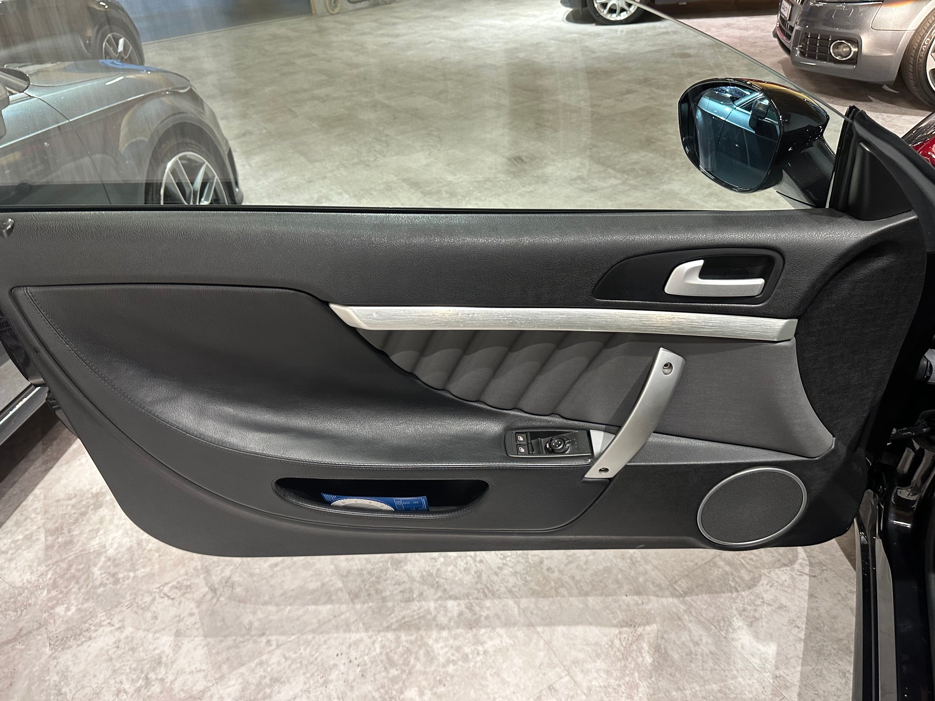 ALFA ROMEO Spider 3.2 JTS Q4/Sehr gepflegt sowie lückenloses Servicebuch (Alfa)-image-14