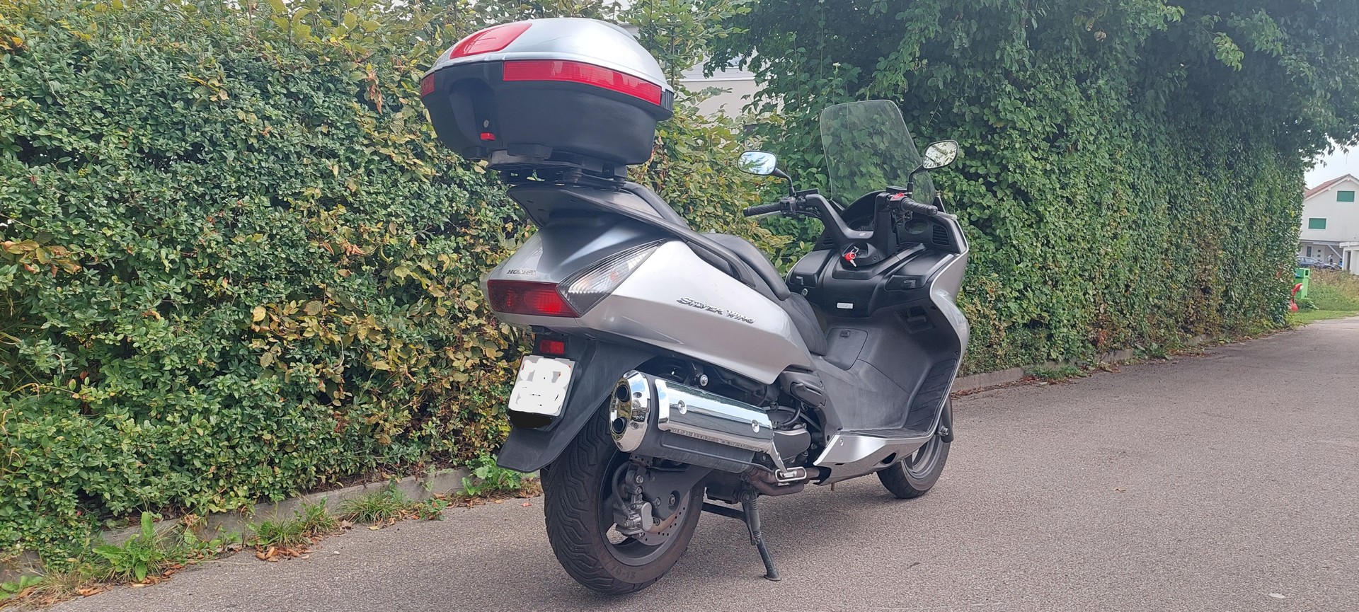 HONDA FJS 400 Silver Wing-image-3