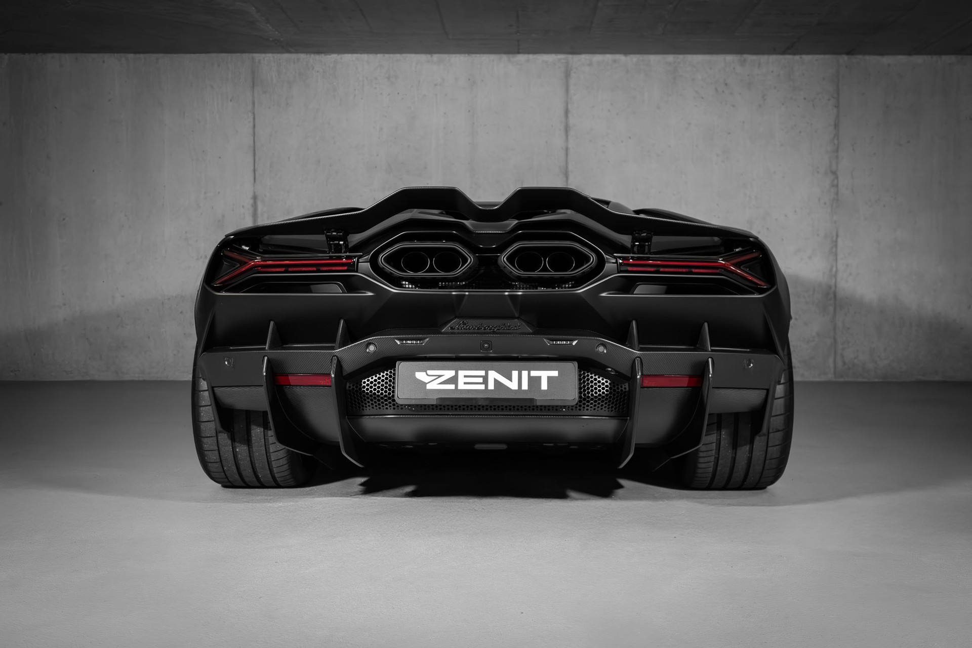 LAMBORGHINI REVUELTO Full Carbon-showroom-element-3