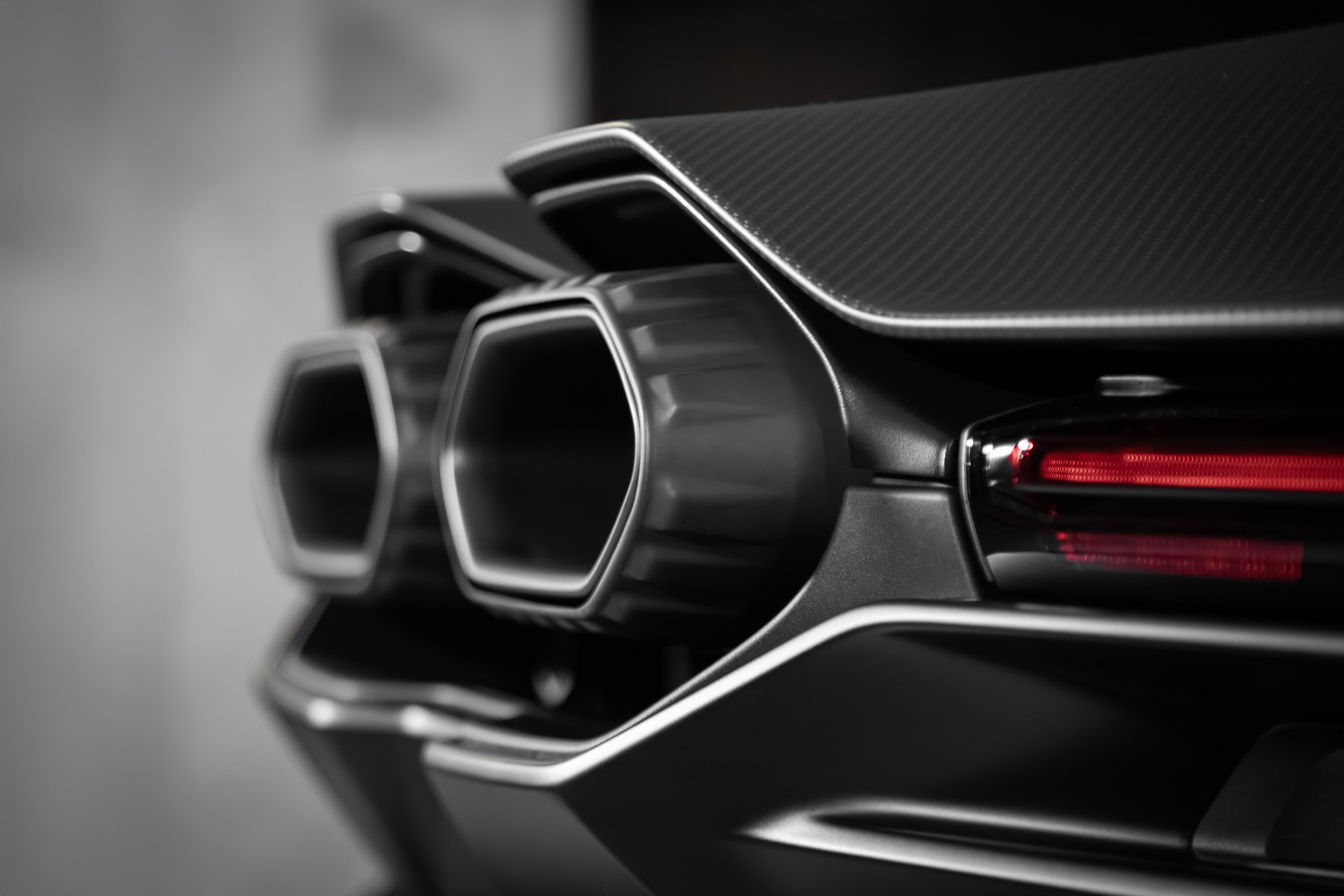 LAMBORGHINI REVUELTO Full Carbon-image-14