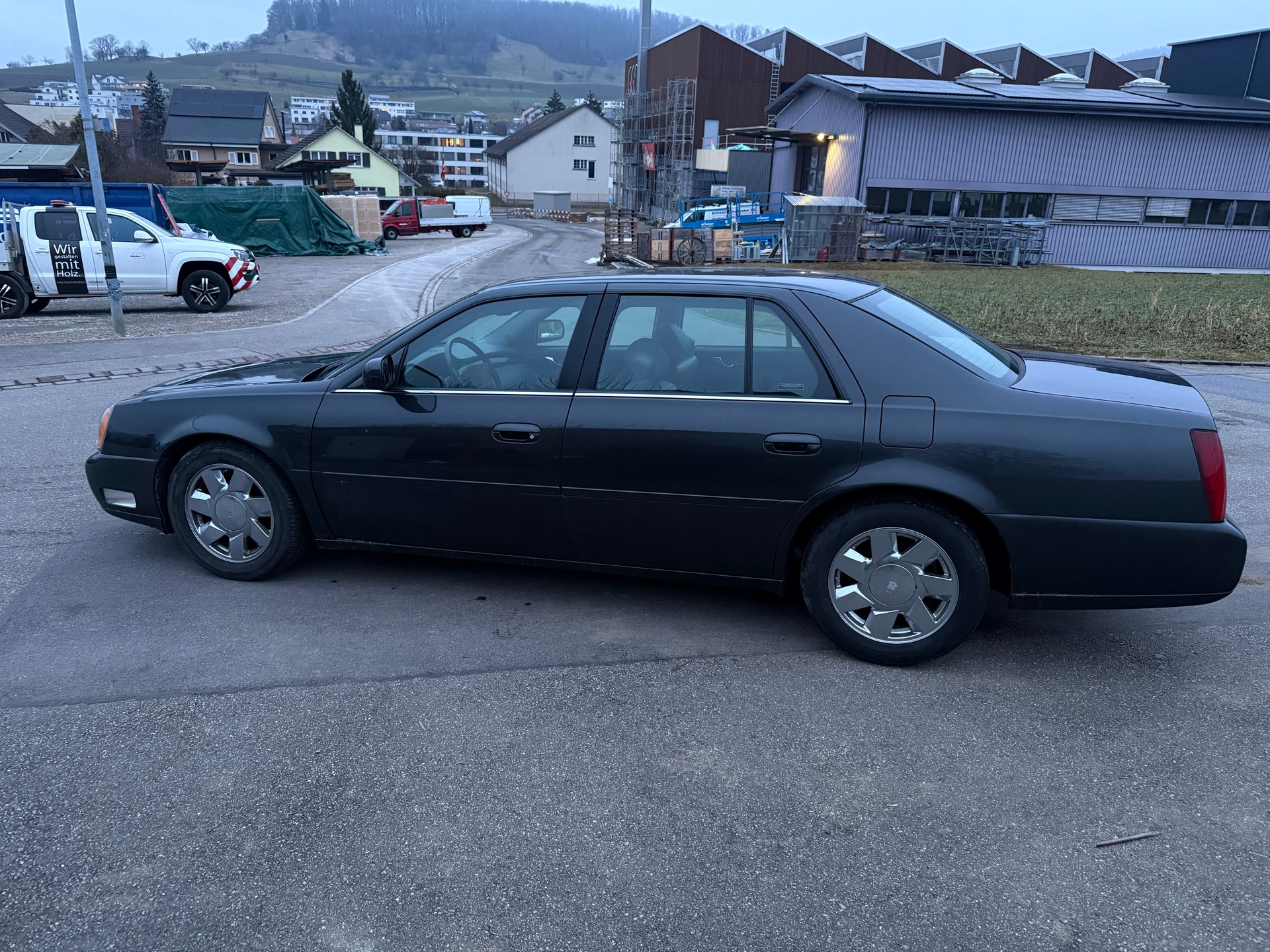 CADILLAC DTS-image-5
