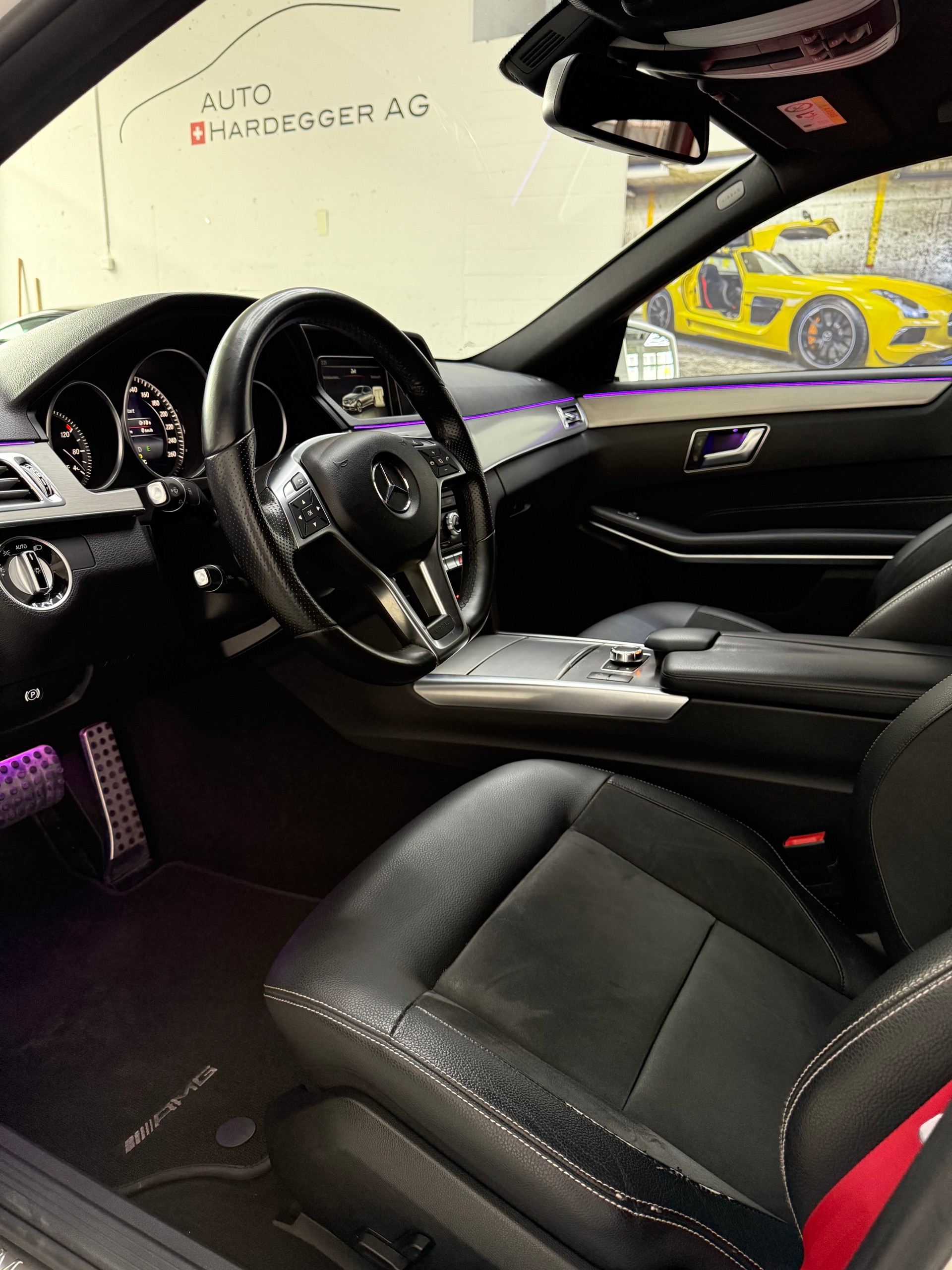 MERCEDES-BENZ E 220 BlueTEC 4Matic AMG Line 7G-Tronic - CH-Auto / Garantie / MFK u. Service frisch!-image-16