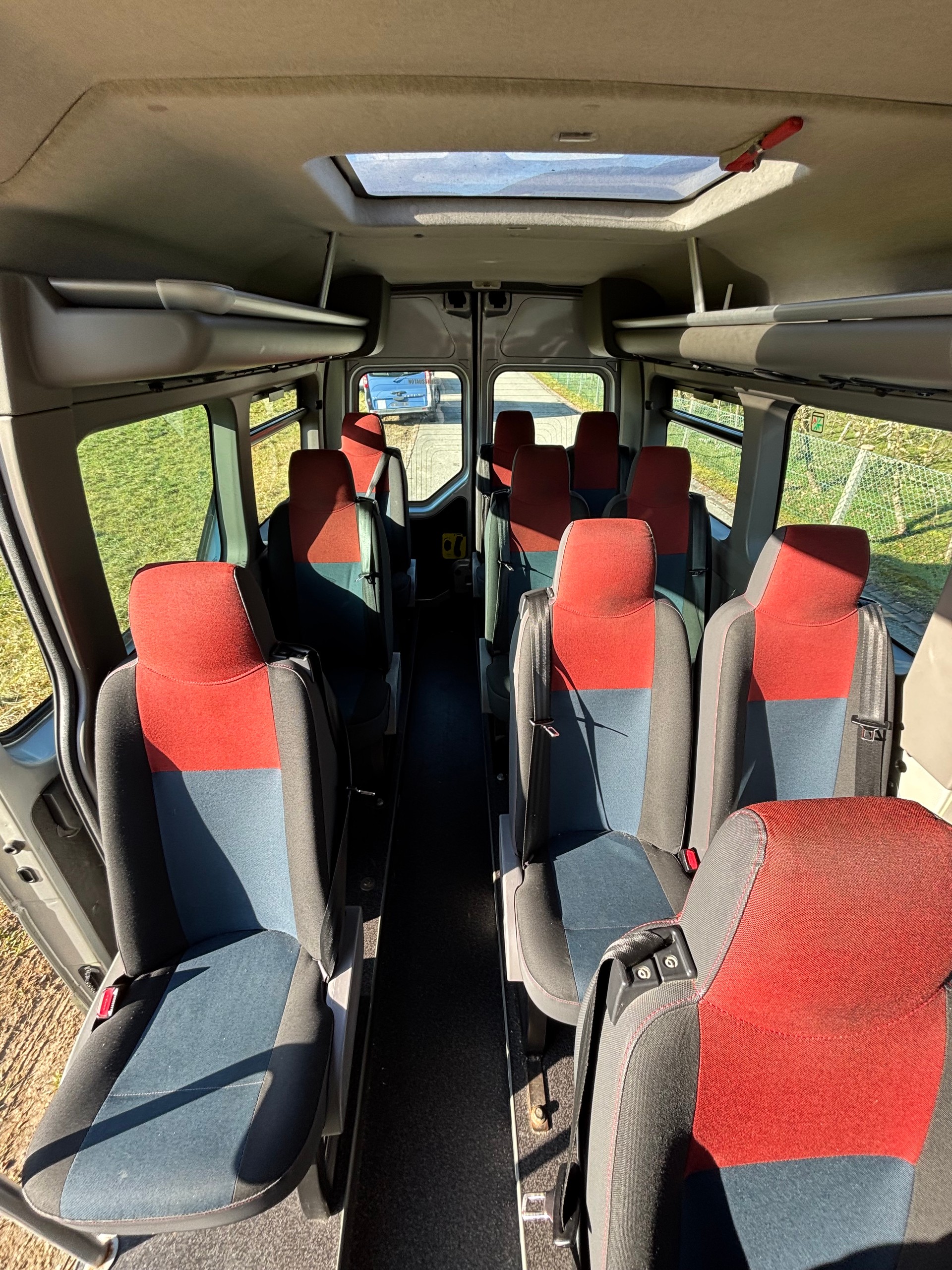 RENAULT MASTER-image-12