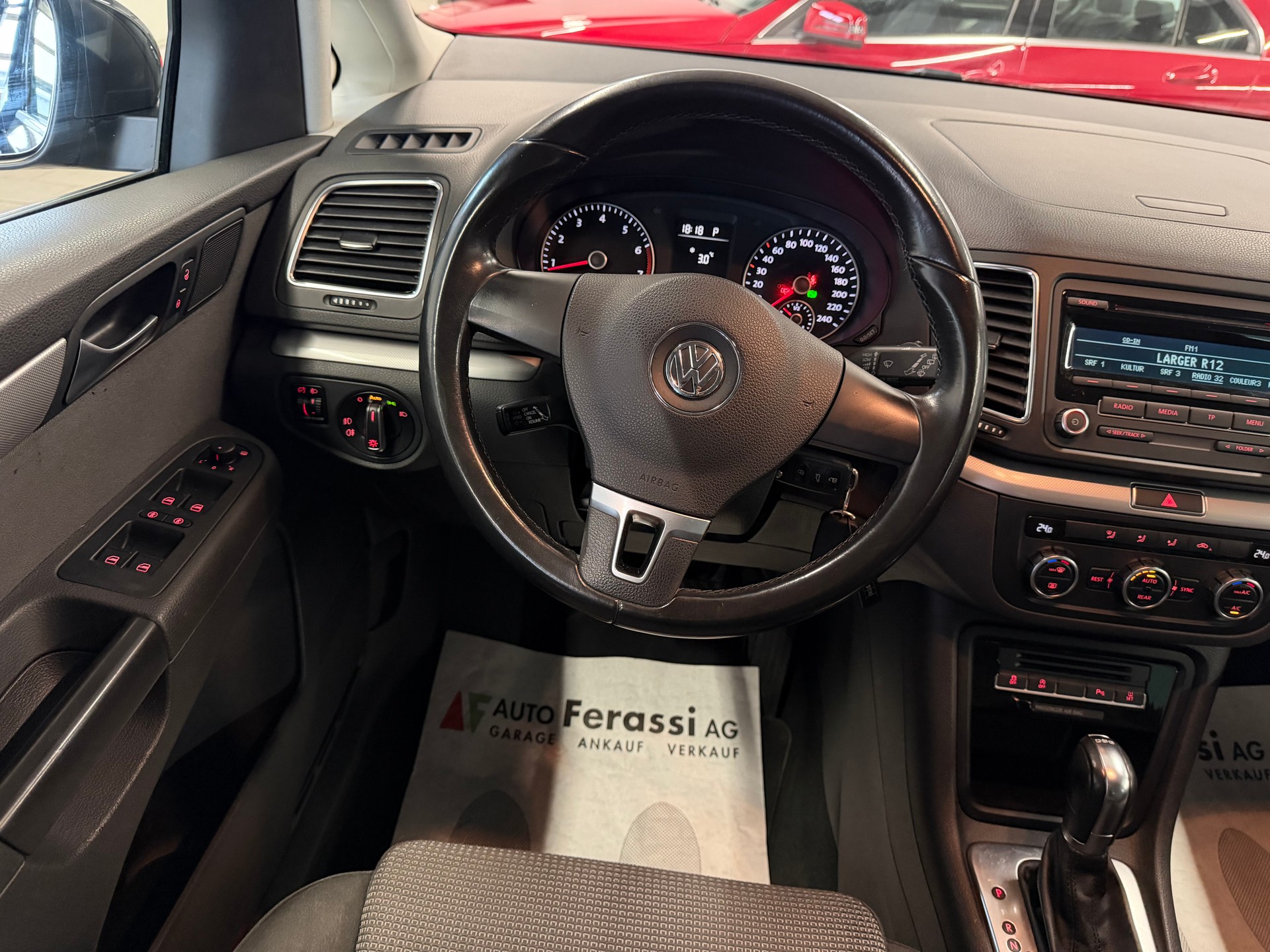 VW Sharan 1.4 TSI BMT Comfortline DSG-image-13