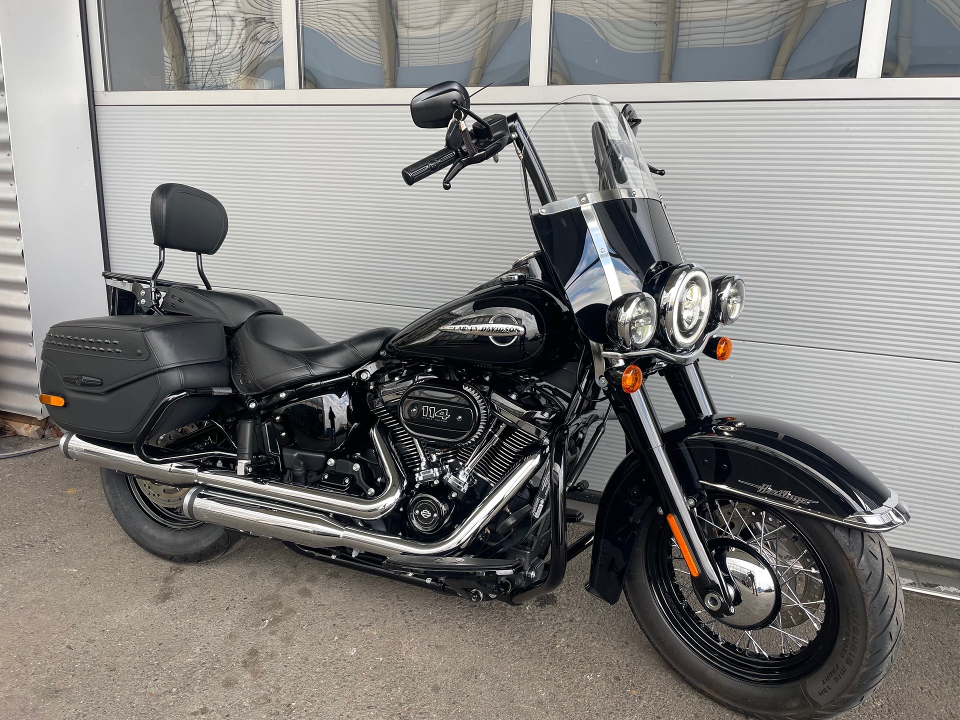 HARLEY-DAVIDSON FLHCS Heritage Classic 114 ABS-image-4