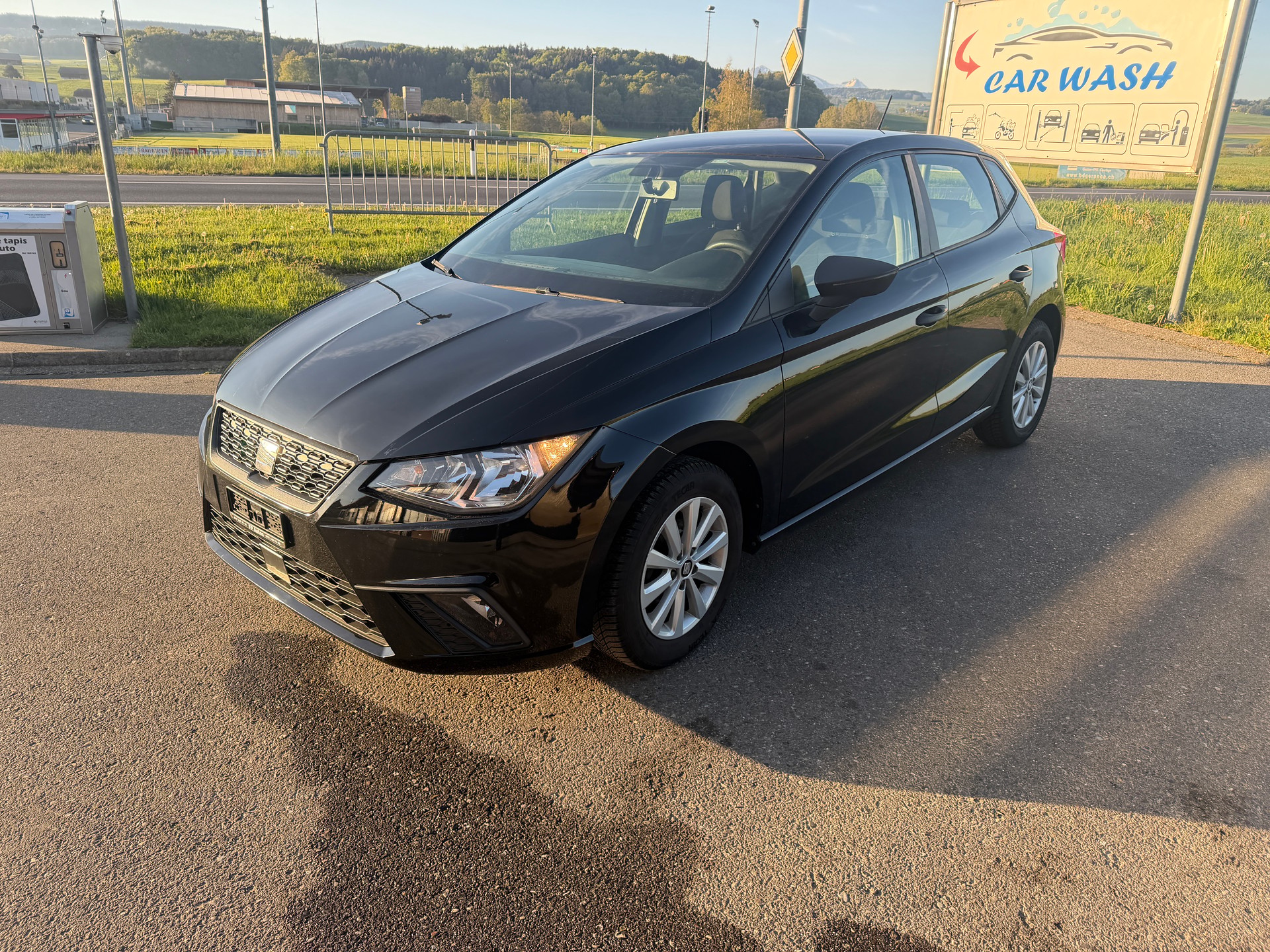SEAT Ibiza 1.0 EcoTSI Reference-image-1