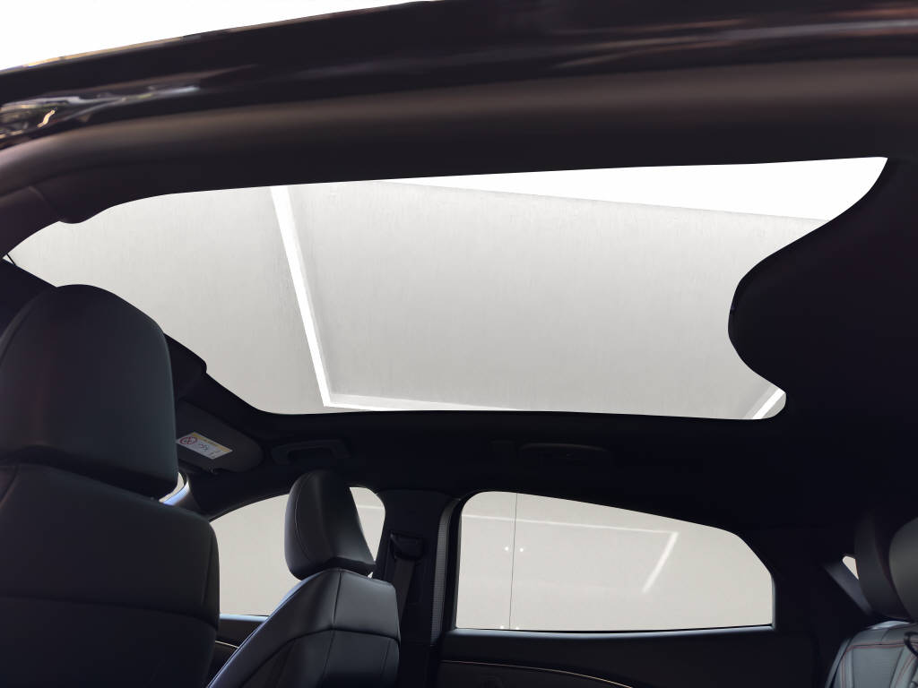 FORD Mustang Mach-E Premium AWD-image-16