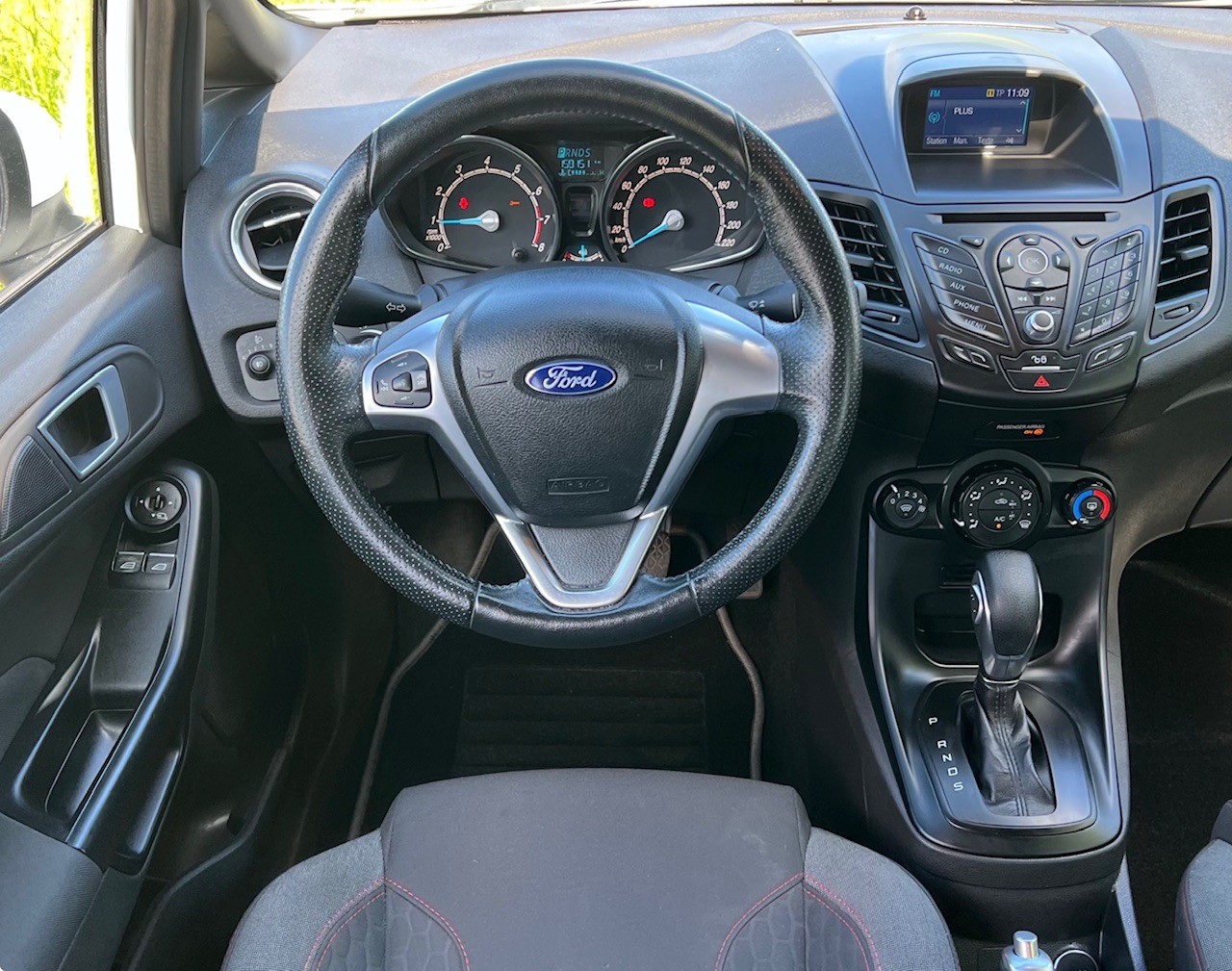 FORD Fiesta 1.0 SCTi ST Line PowerShift-image-10