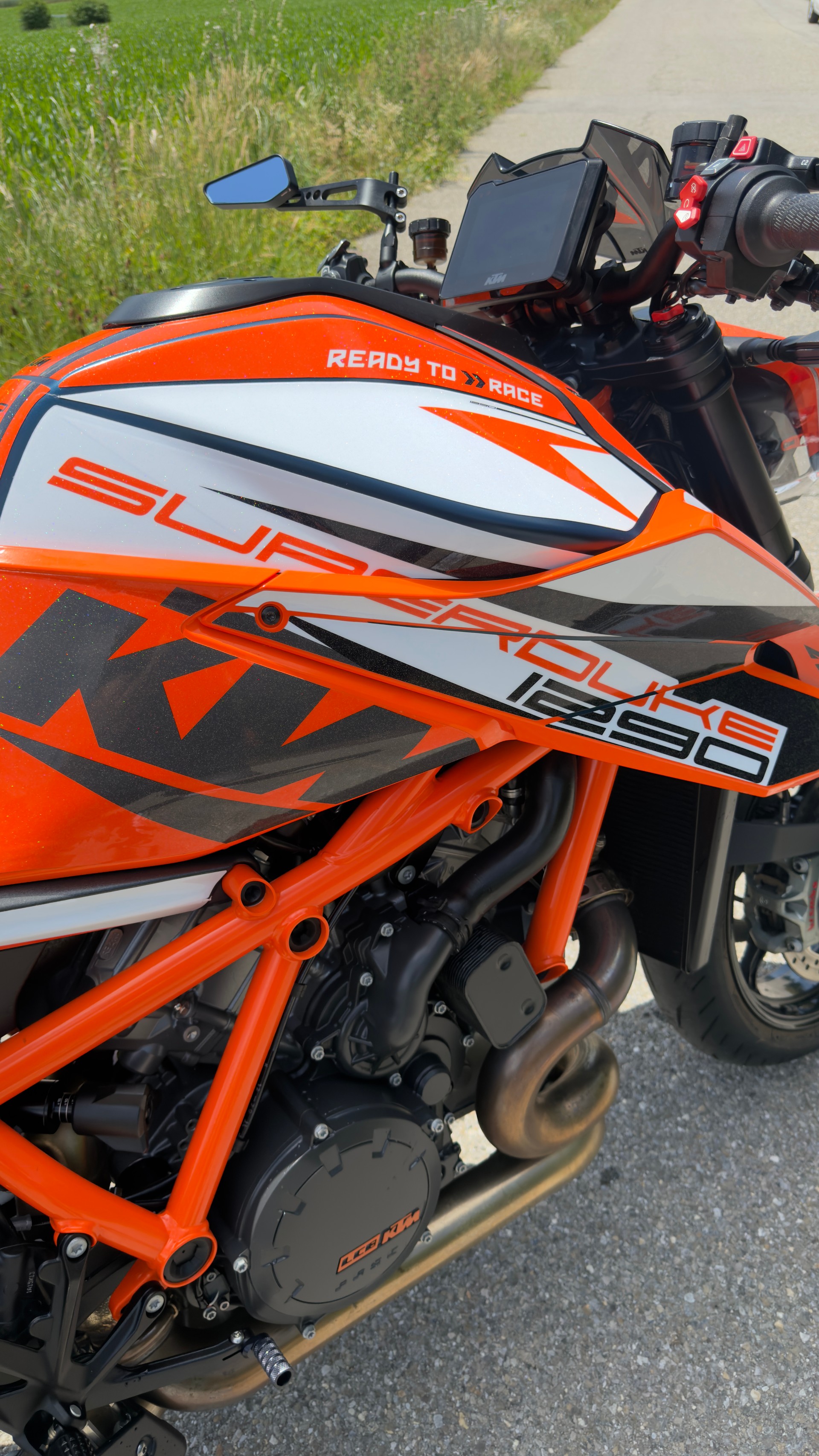 KTM 1290 Super Duke R-image-6