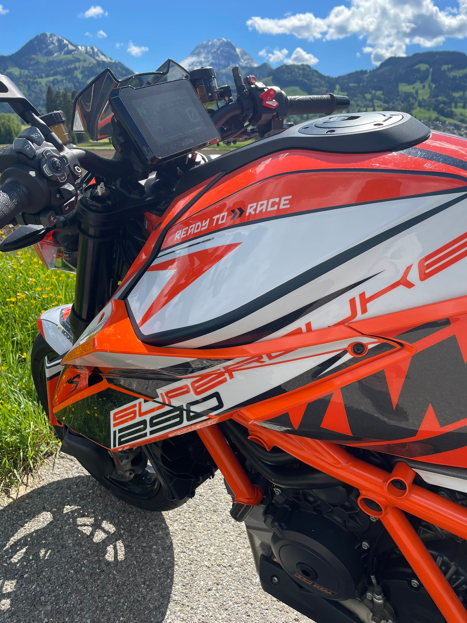 KTM 1290 Super Duke R-image-5