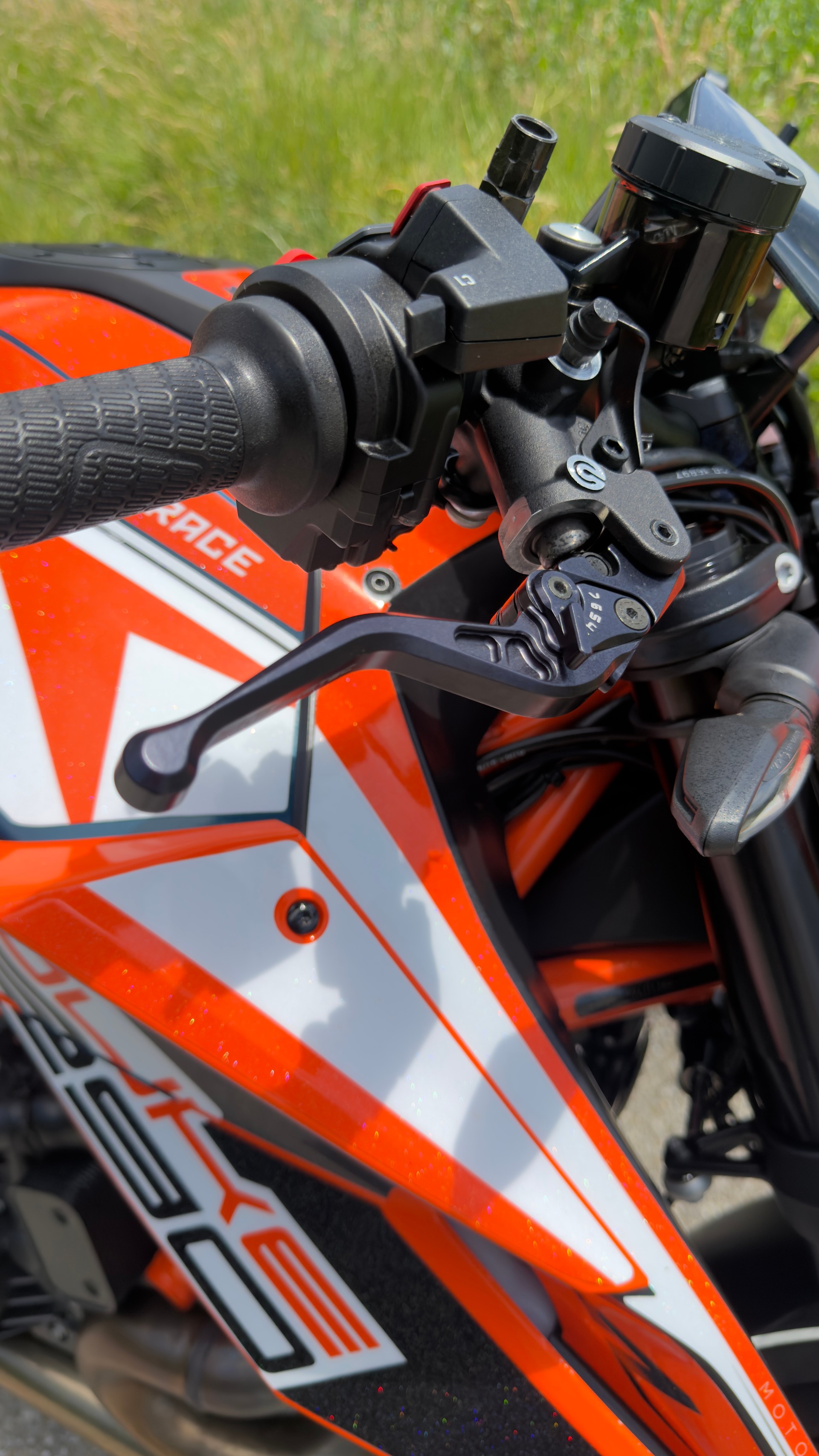 KTM 1290 Super Duke R-image-7