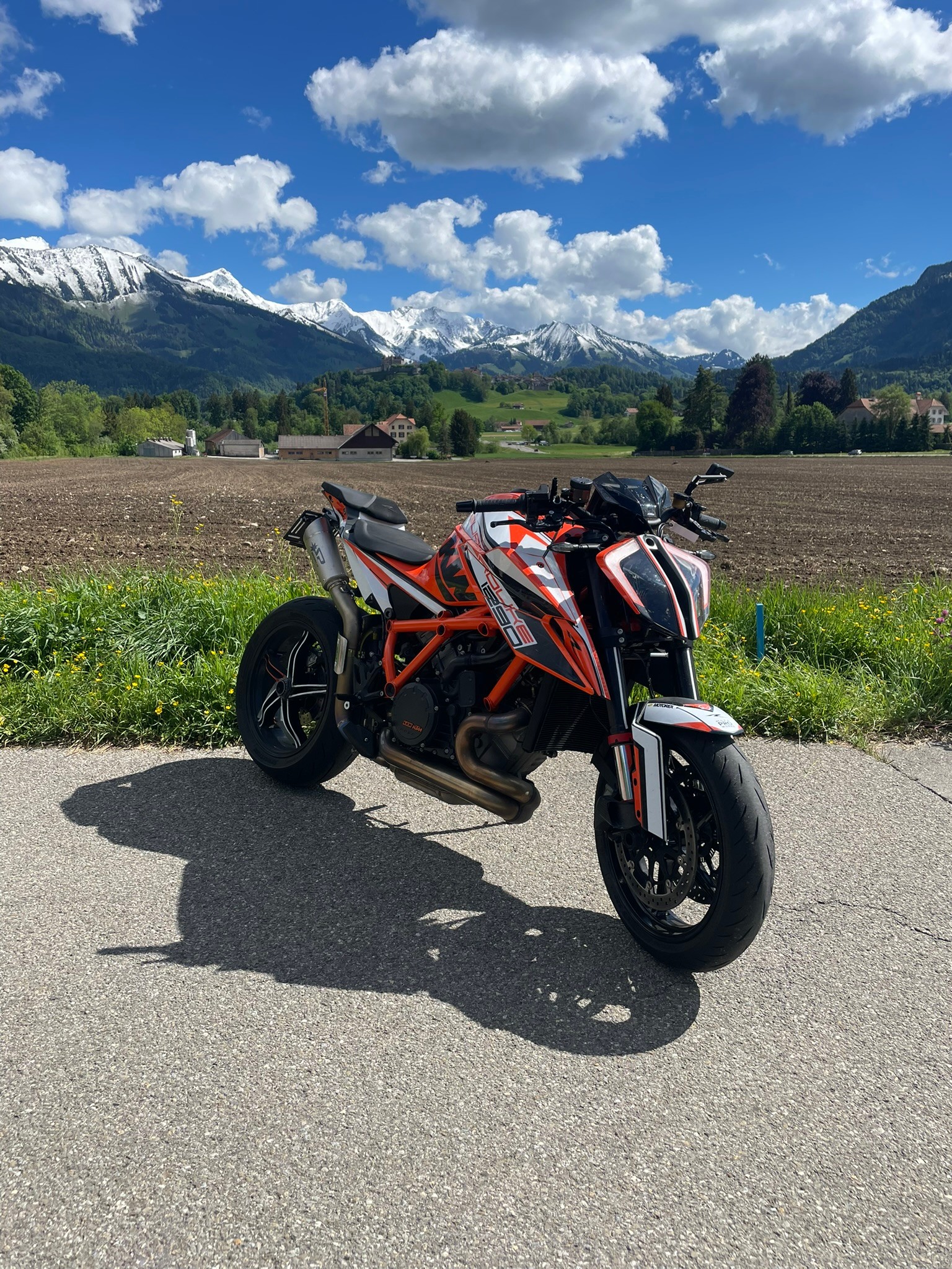 KTM 1290 Super Duke R-image-0