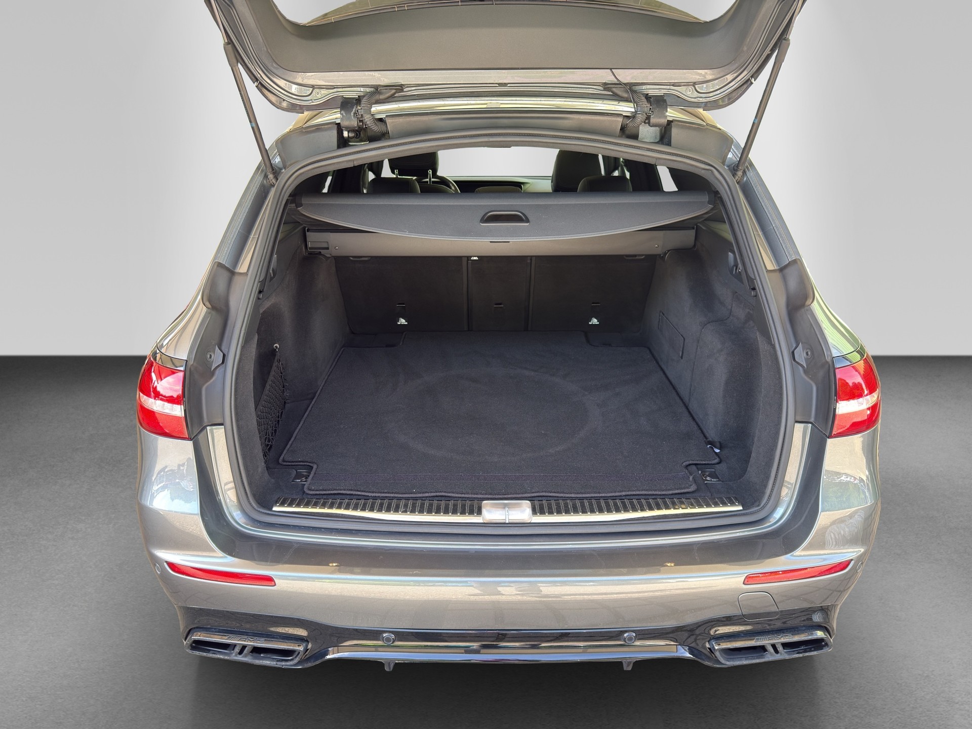 MERCEDES-BENZ E 43 AMG 4 Matic 9G-Tronic-image-22