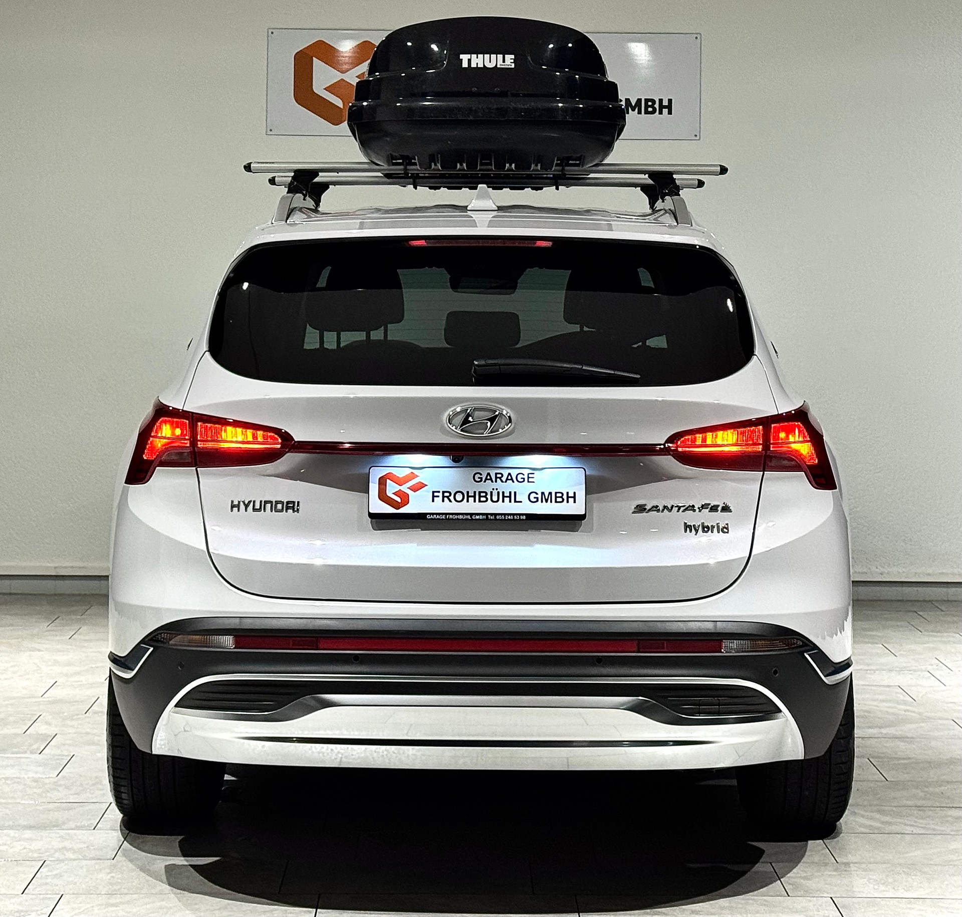 HYUNDAI Santa Fe 1.6 T-GDi HEV Amplia 4WD Automatic | 1.Hand | Inkl. Dachbox | Werksgarantie |-image-5