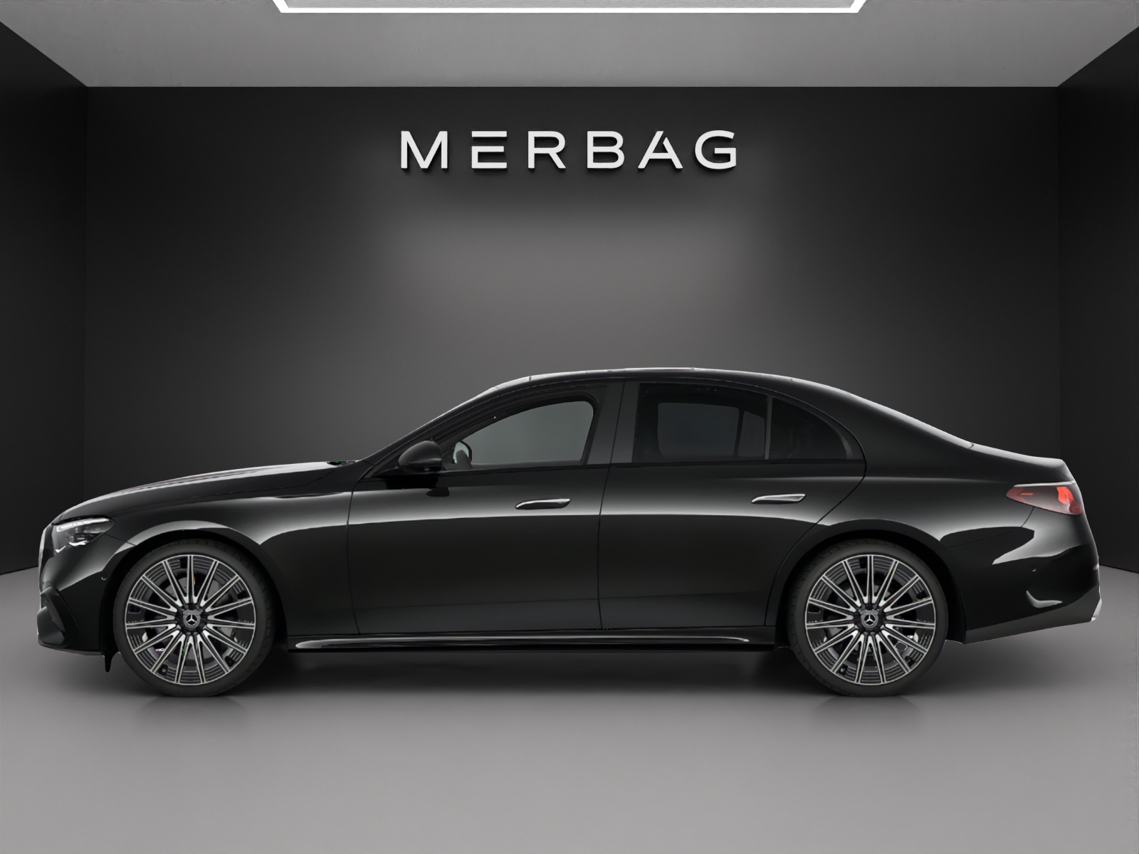 MERCEDES-BENZ E 220 d 4Matic 9G-Tronic-image-5