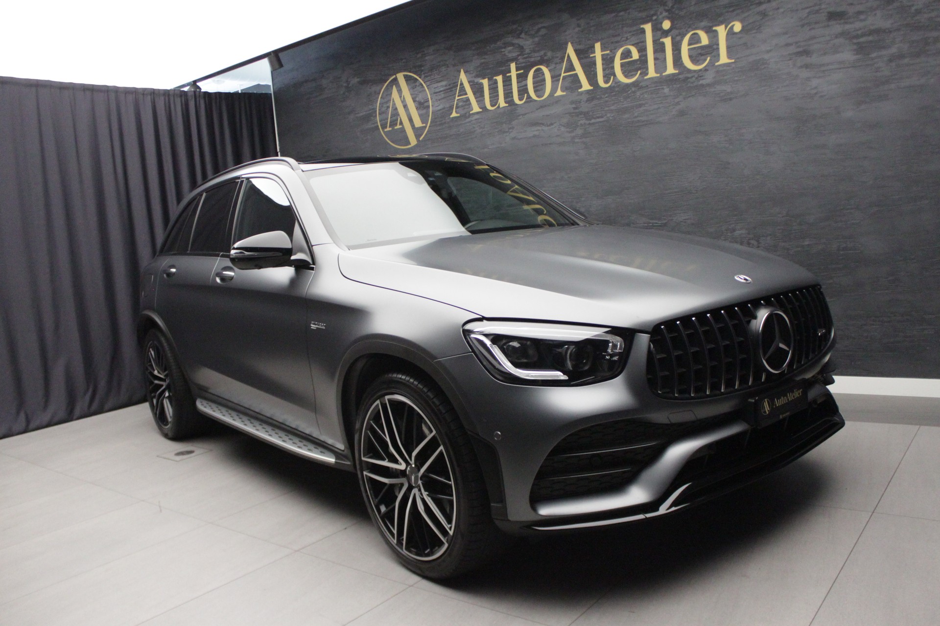 MERCEDES-BENZ GLC 43 AMG 4Matic 9G-Tronic-showroom-element-1