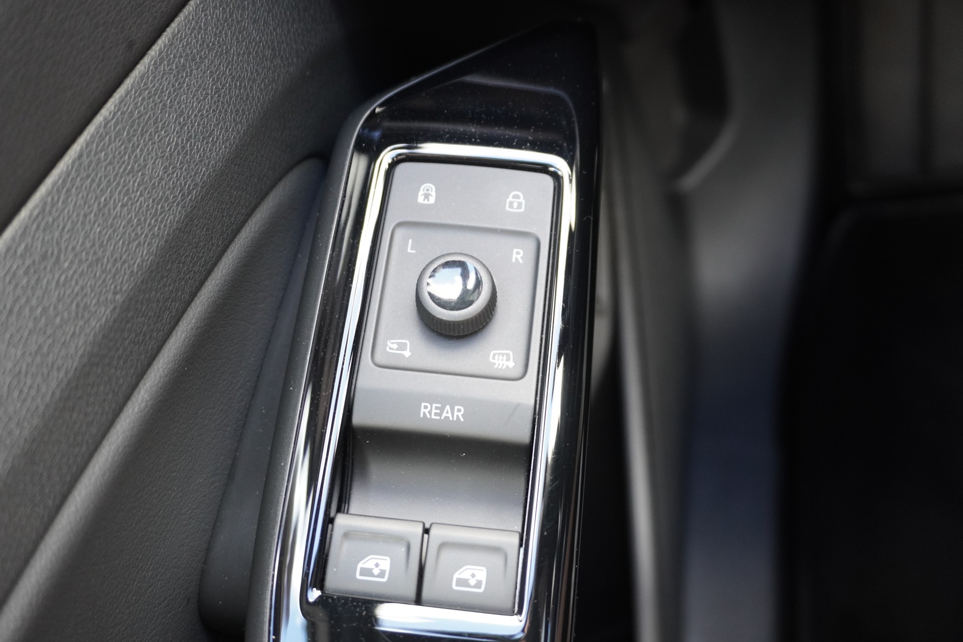 VW ID.4 GTX 77 kWh 4Motion-image-23