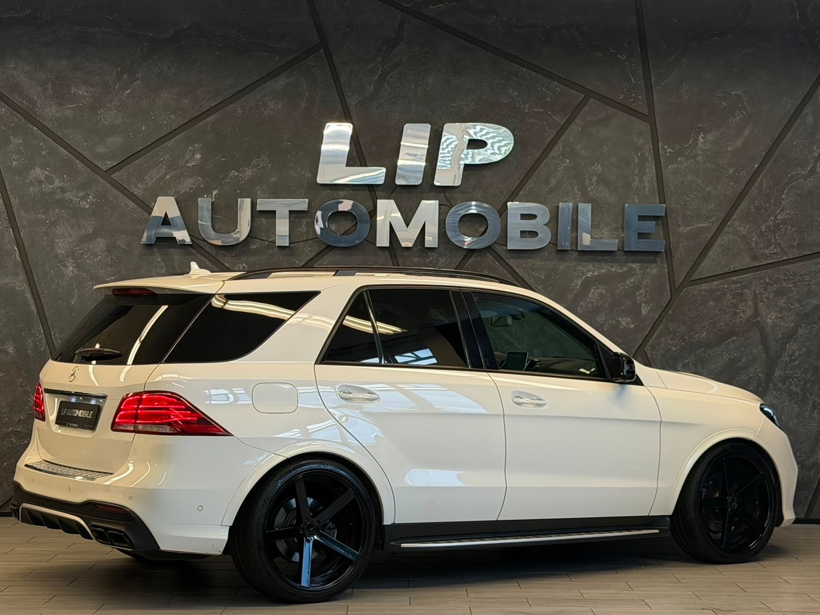 MERCEDES-BENZ GLE 350 d Executive 63 AMG Umbau 4Matic 9G-Tronic-image-5