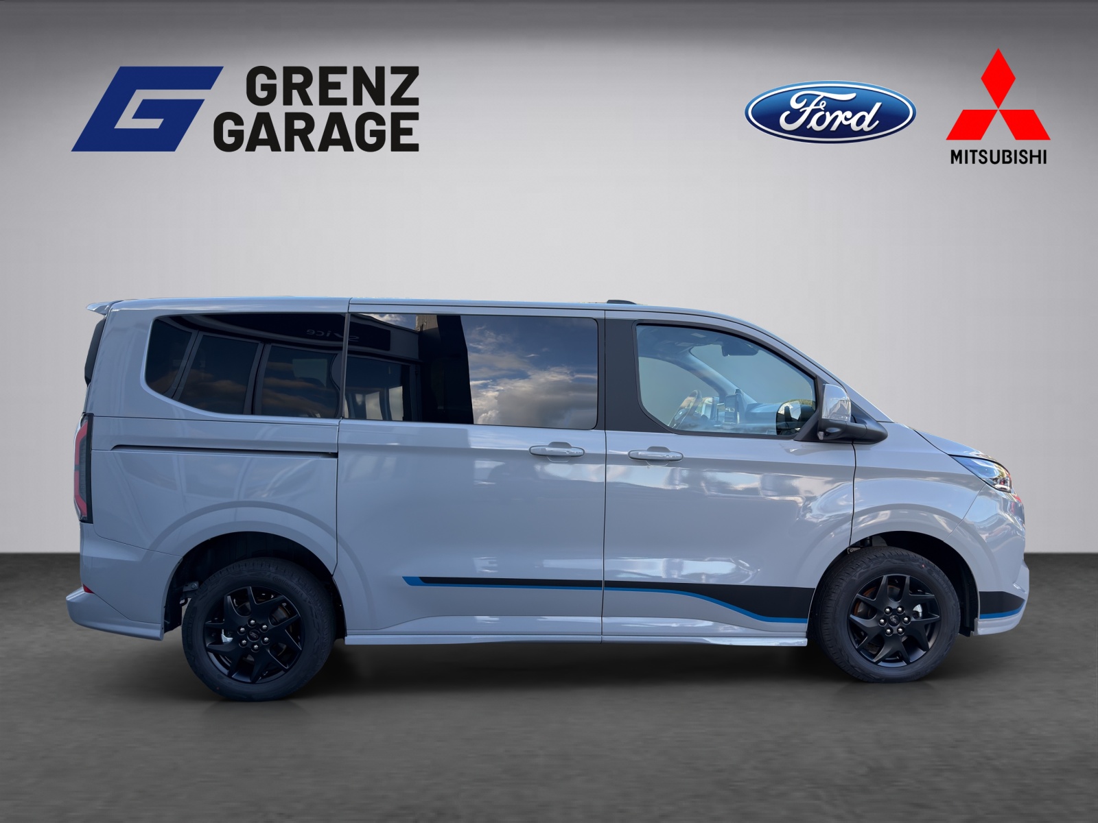 FORD Tourneo C Bus 320 L1 2.0 EcoBlue 170 Sport 4x4-image-5
