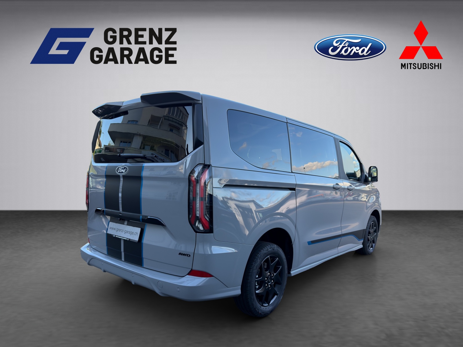 FORD Tourneo C Bus 320 L1 2.0 EcoBlue 170 Sport 4x4-image-4