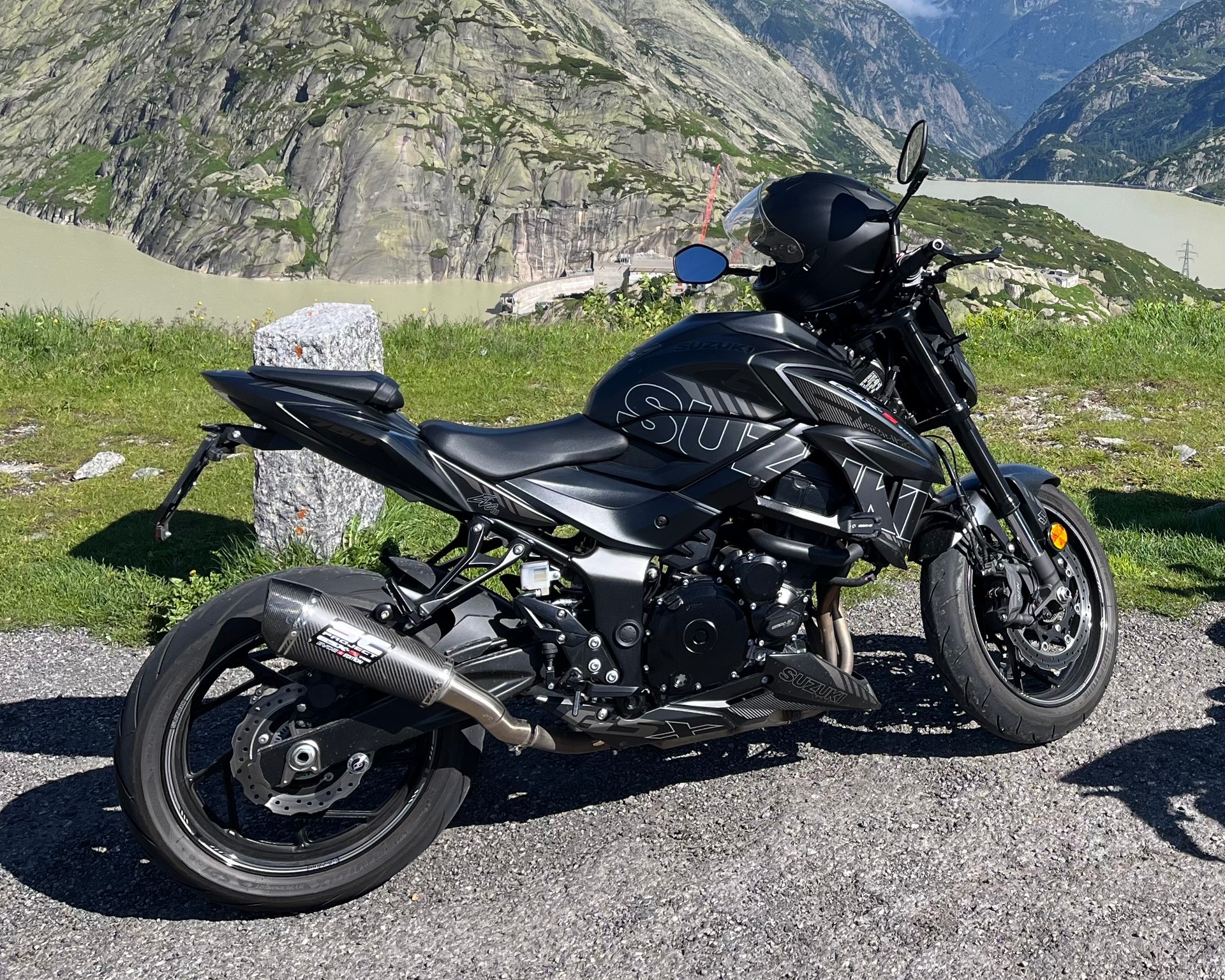 SUZUKI GSX-S 750 EVO 3-image-1
