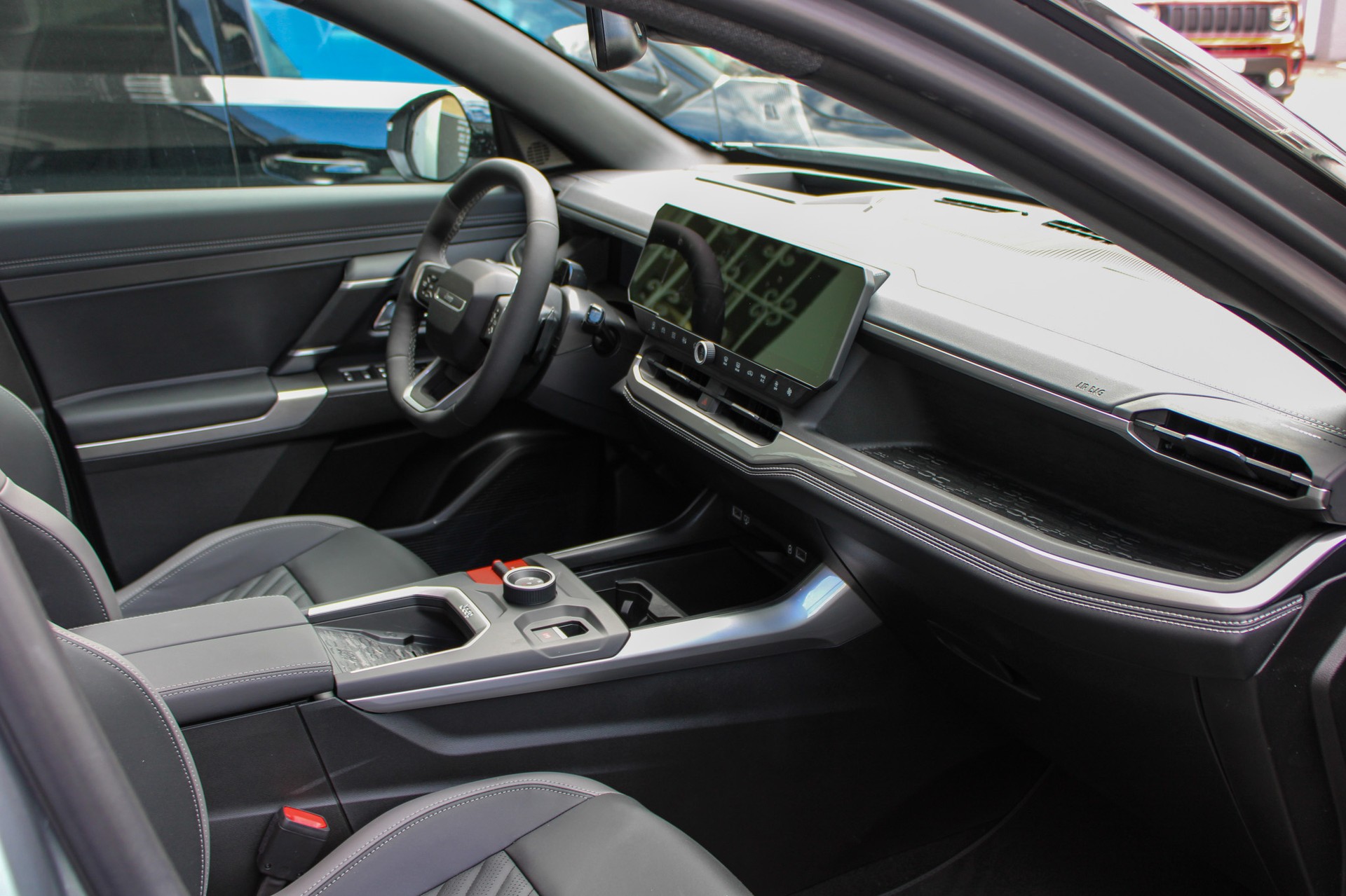 JEEP Compass 1.2 T e-Hybrid First Edition-image-13