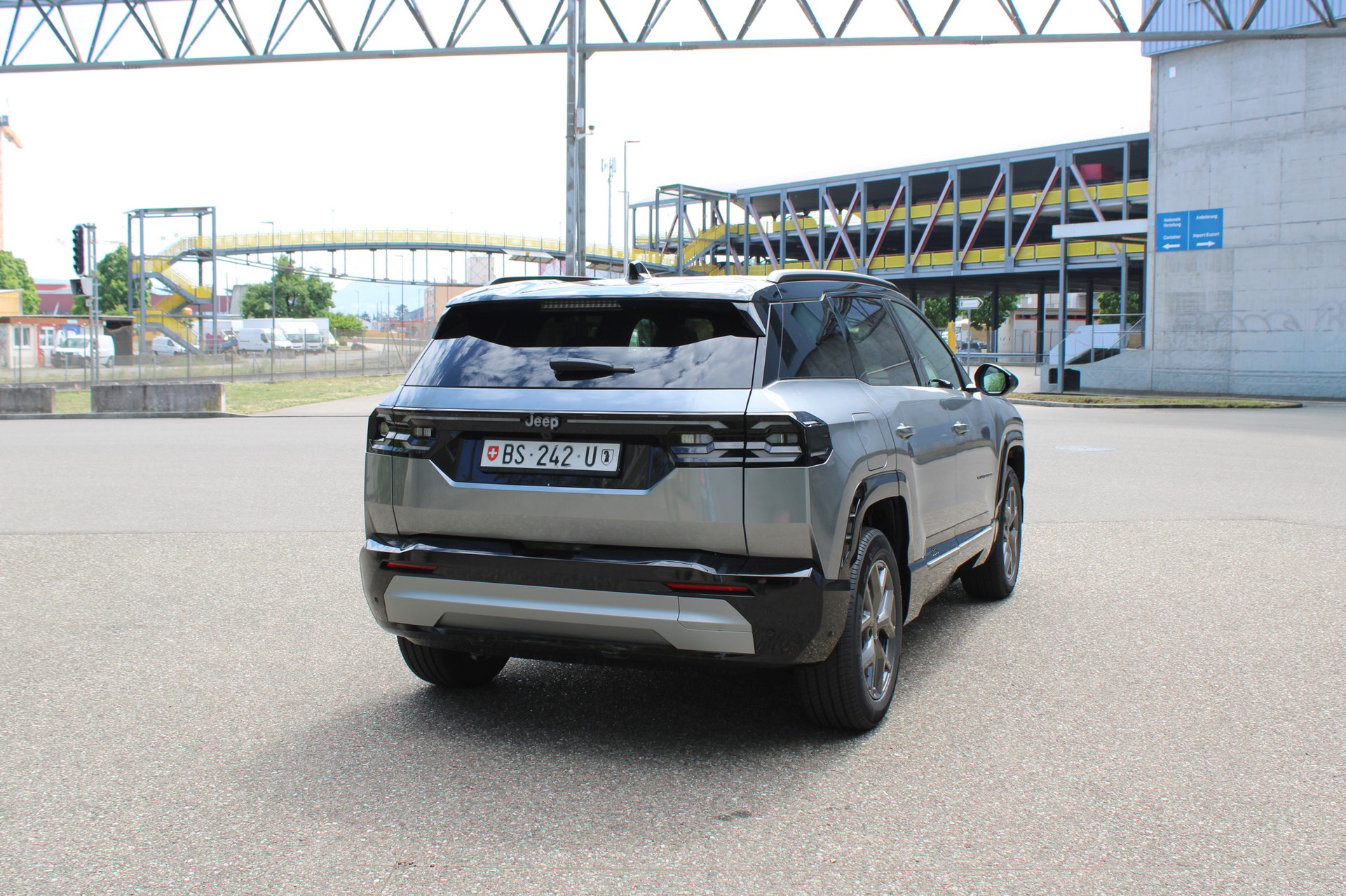 JEEP Compass 1.2 T e-Hybrid First Edition-image-5