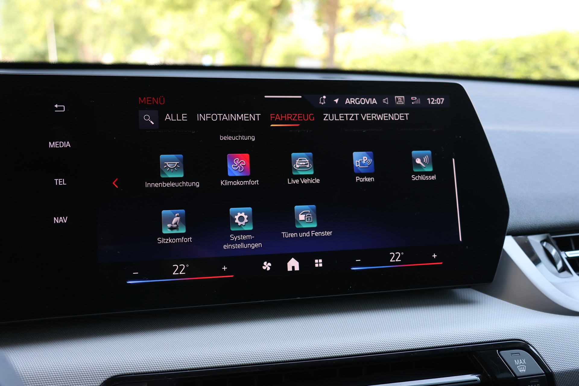 BMW X1 sDrive 20i 48V-image-23