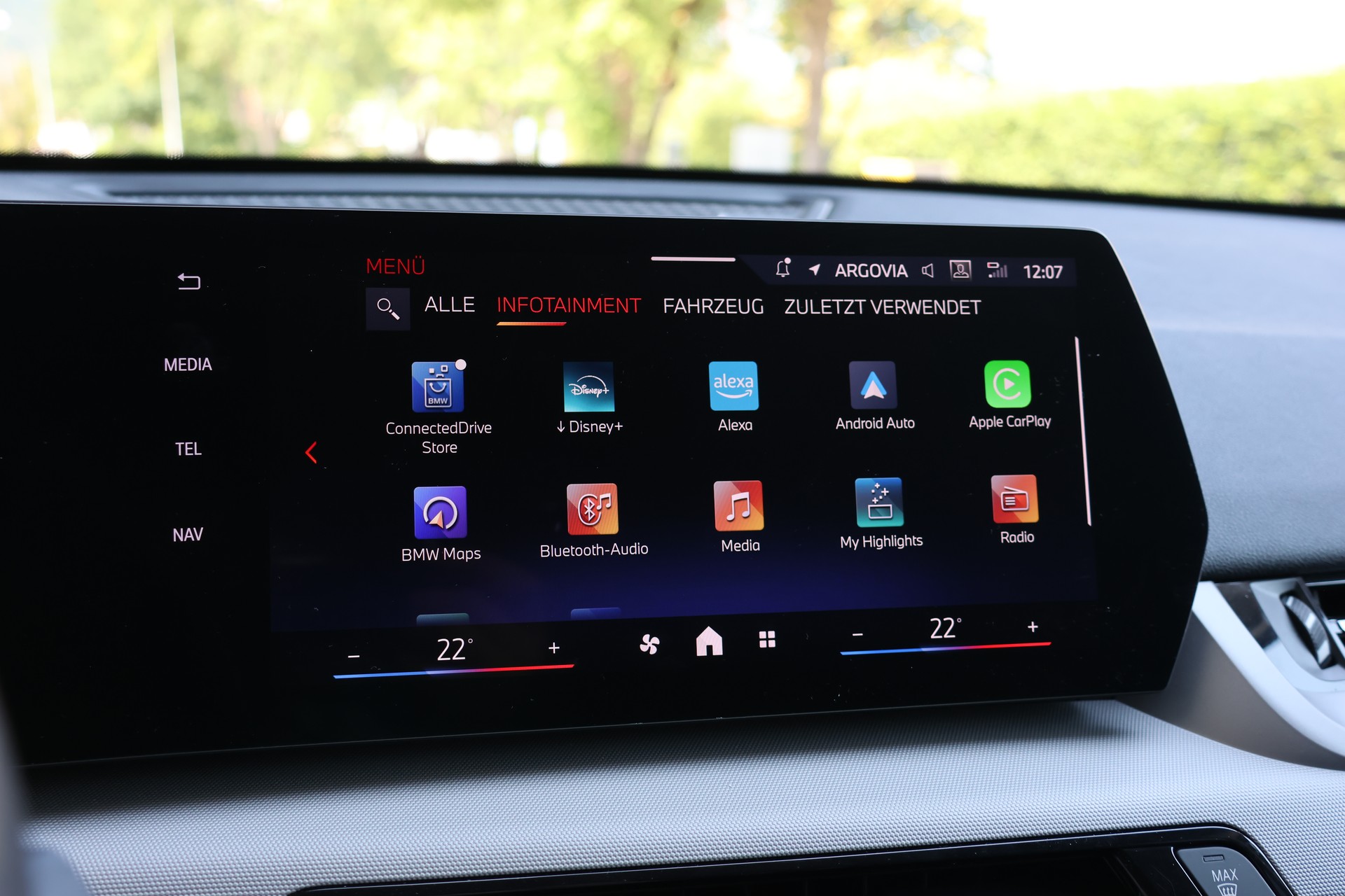 BMW X1 sDrive 20i 48V-image-21