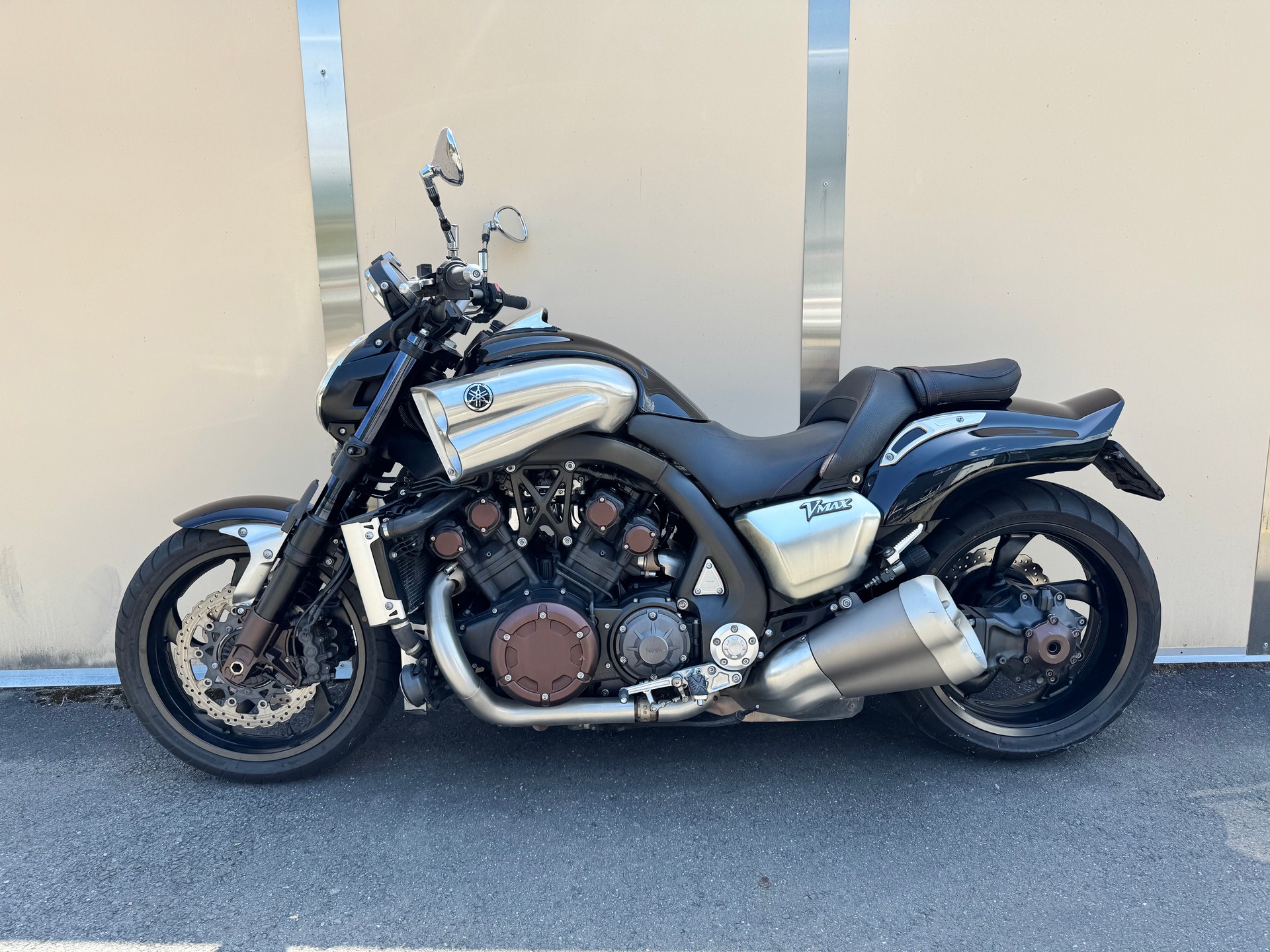 YAMAHA V-MAX-image-0