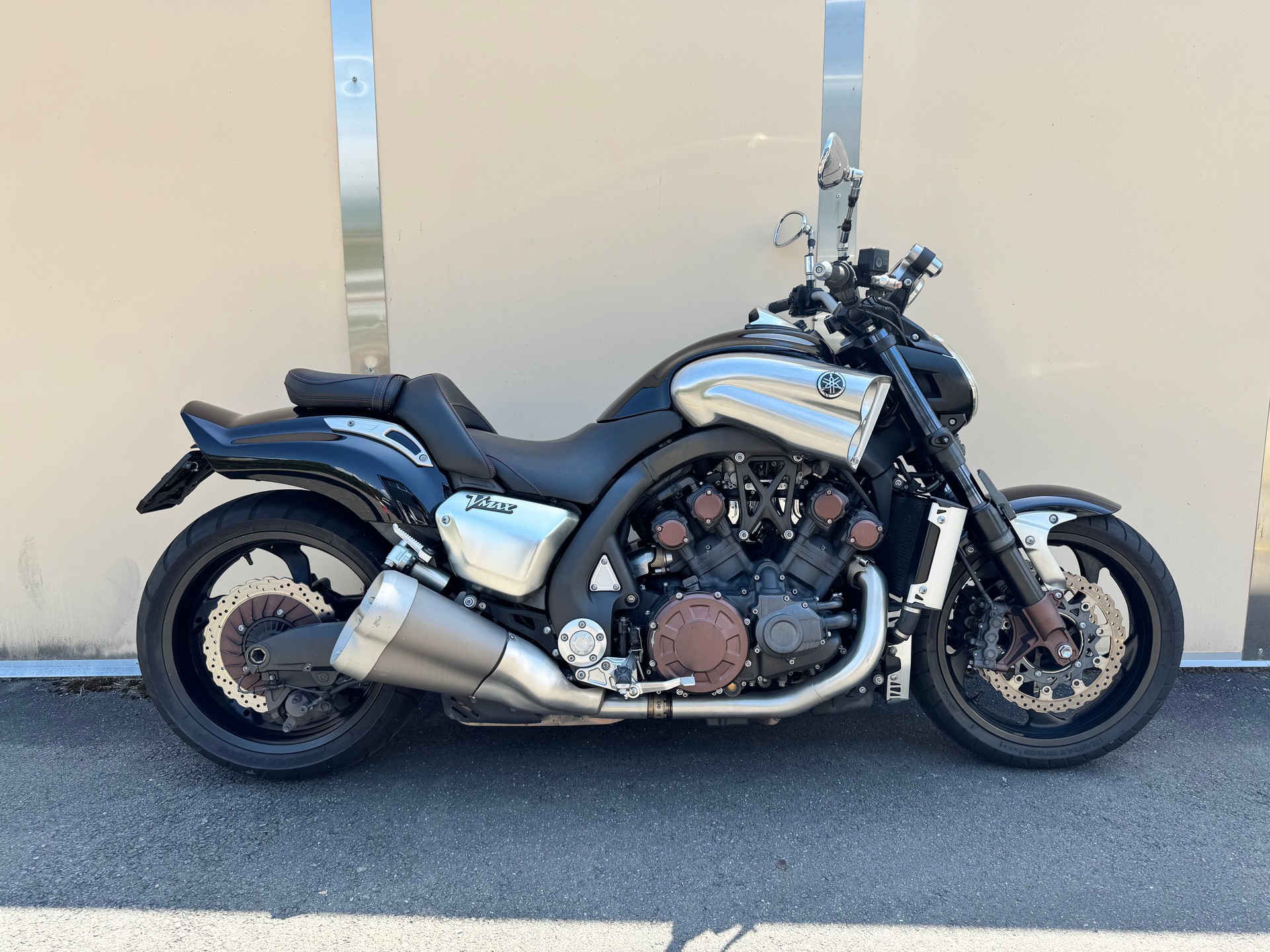 YAMAHA V-MAX-image-7