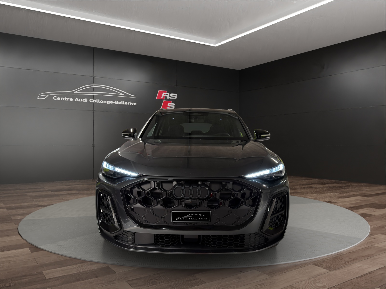 AUDI Q5 e-hybrid quattro 220 kW S-tronic-showroom-element-1