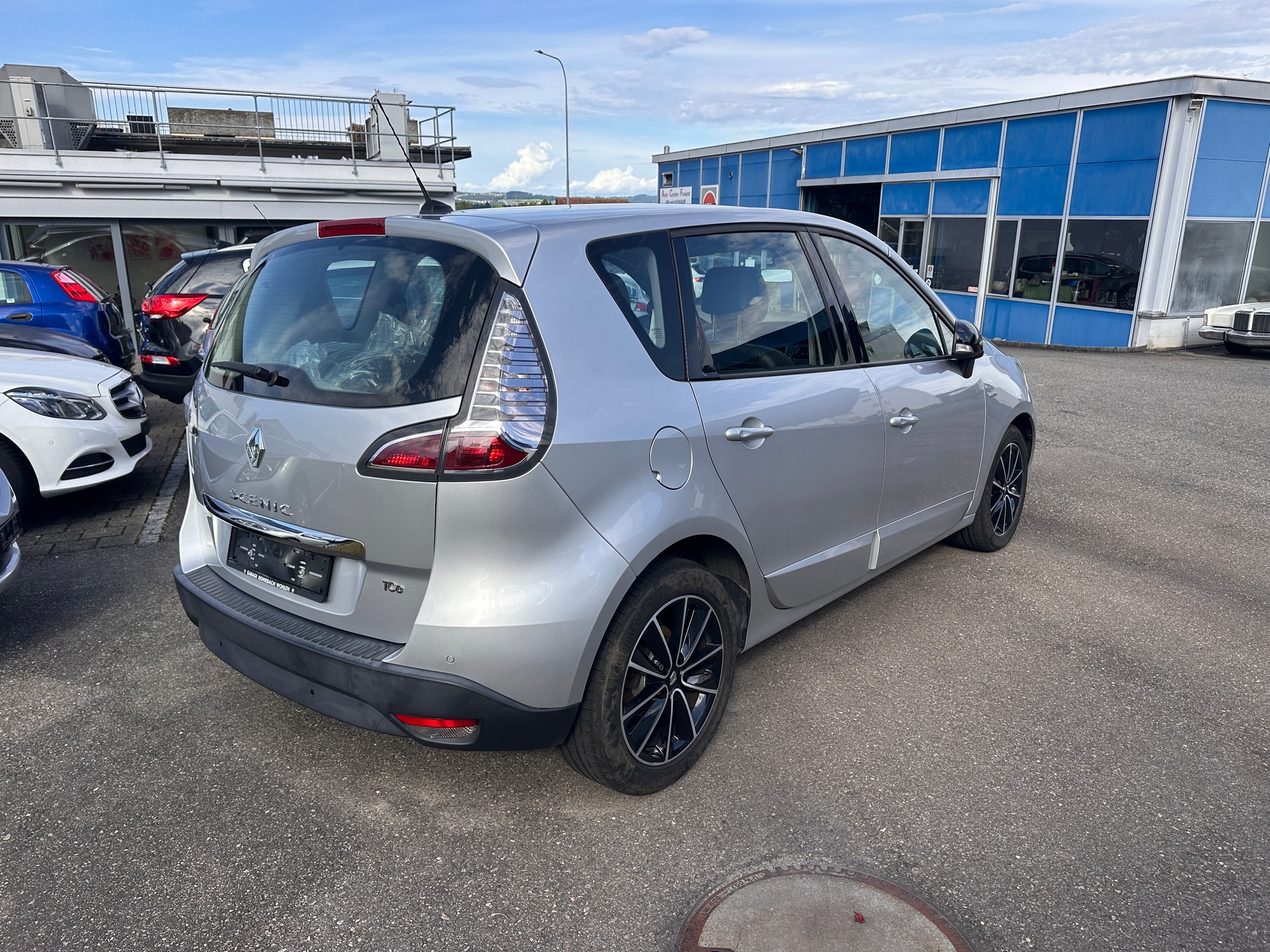RENAULT Scénic 1.4 16V Turbo Bose-showroom-element-1