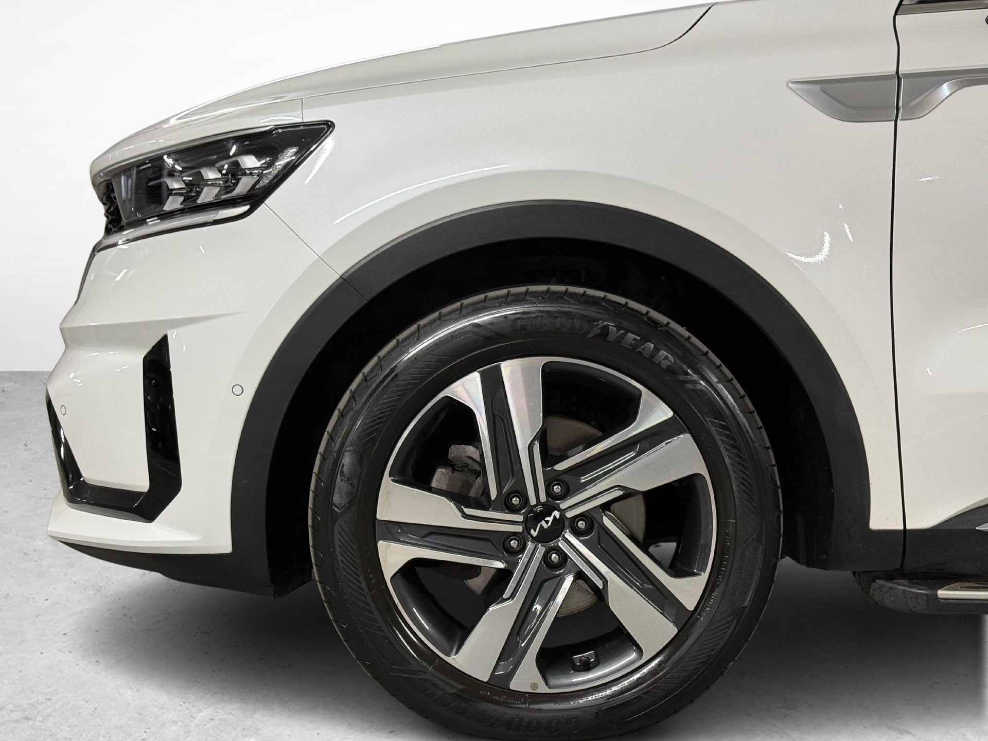 KIA Sorento 1.6 T-GDi Plug-in Hybrid Style 7P-image-9