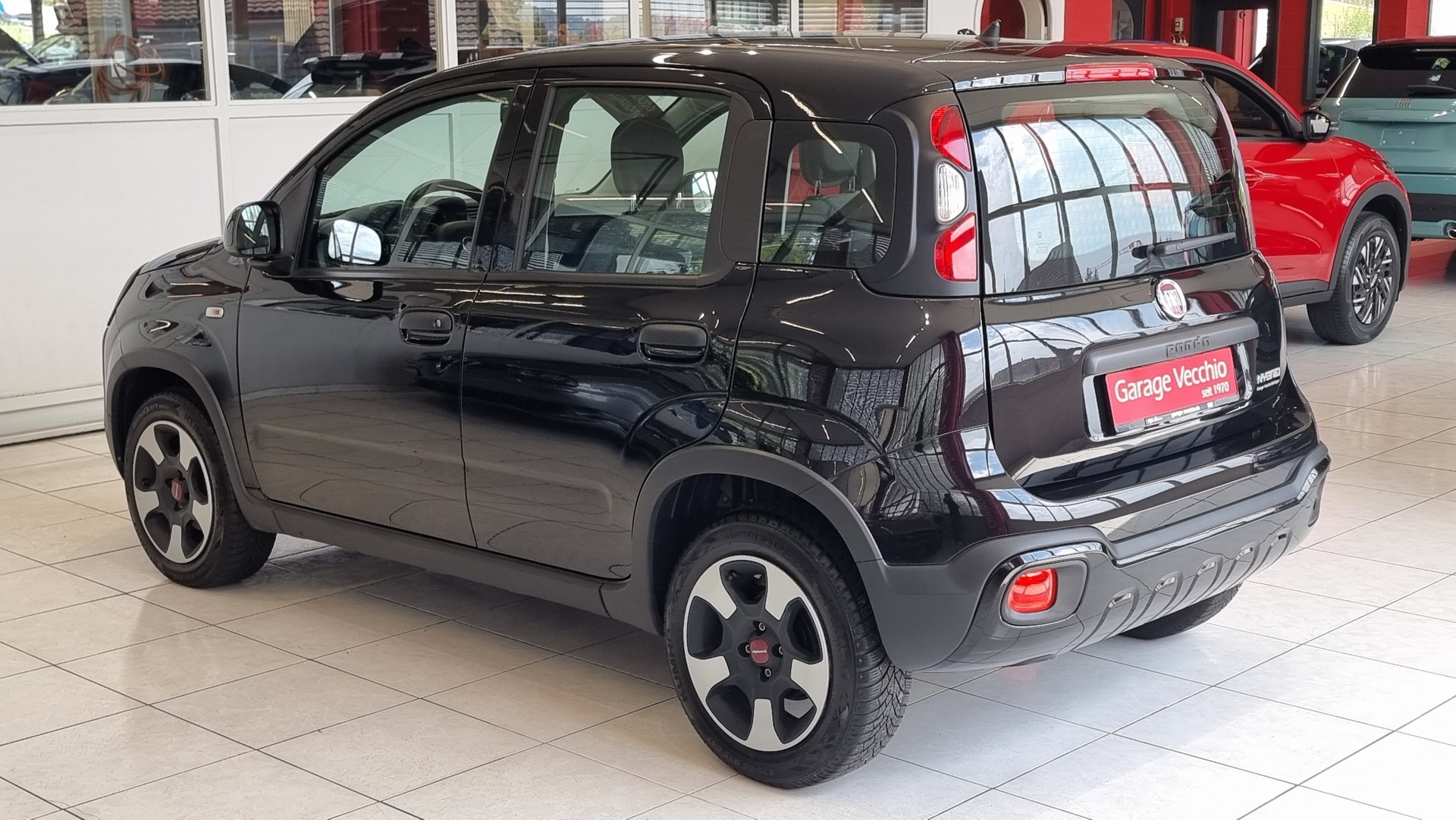 FIAT Panda 1.0 Hybrid Cross-showroom-element-3