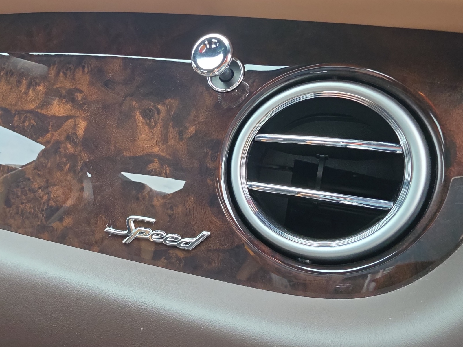 BENTLEY Continental GT Speed W12- Unikat " 66 Years Bentley Zurich"-image-16